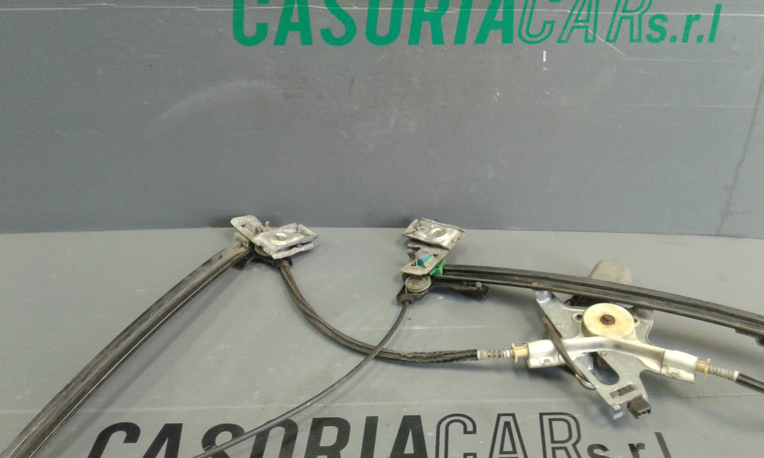 Alzacristallo Porta Ant. Destro Usato