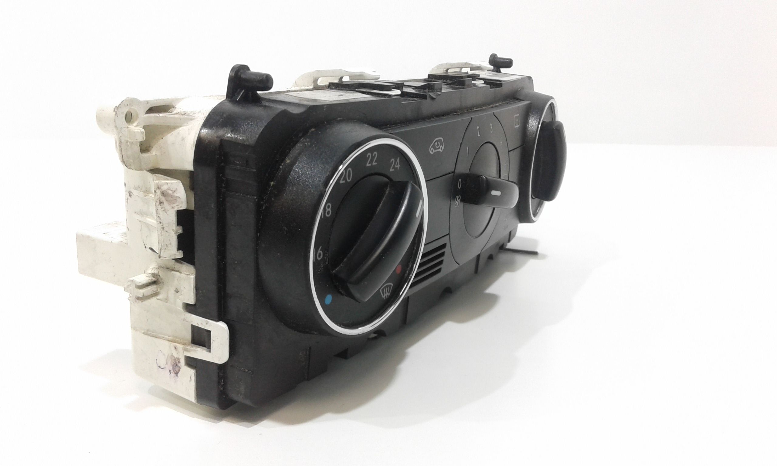 Blocco Comando Climatizzazione A1698302585 Usato