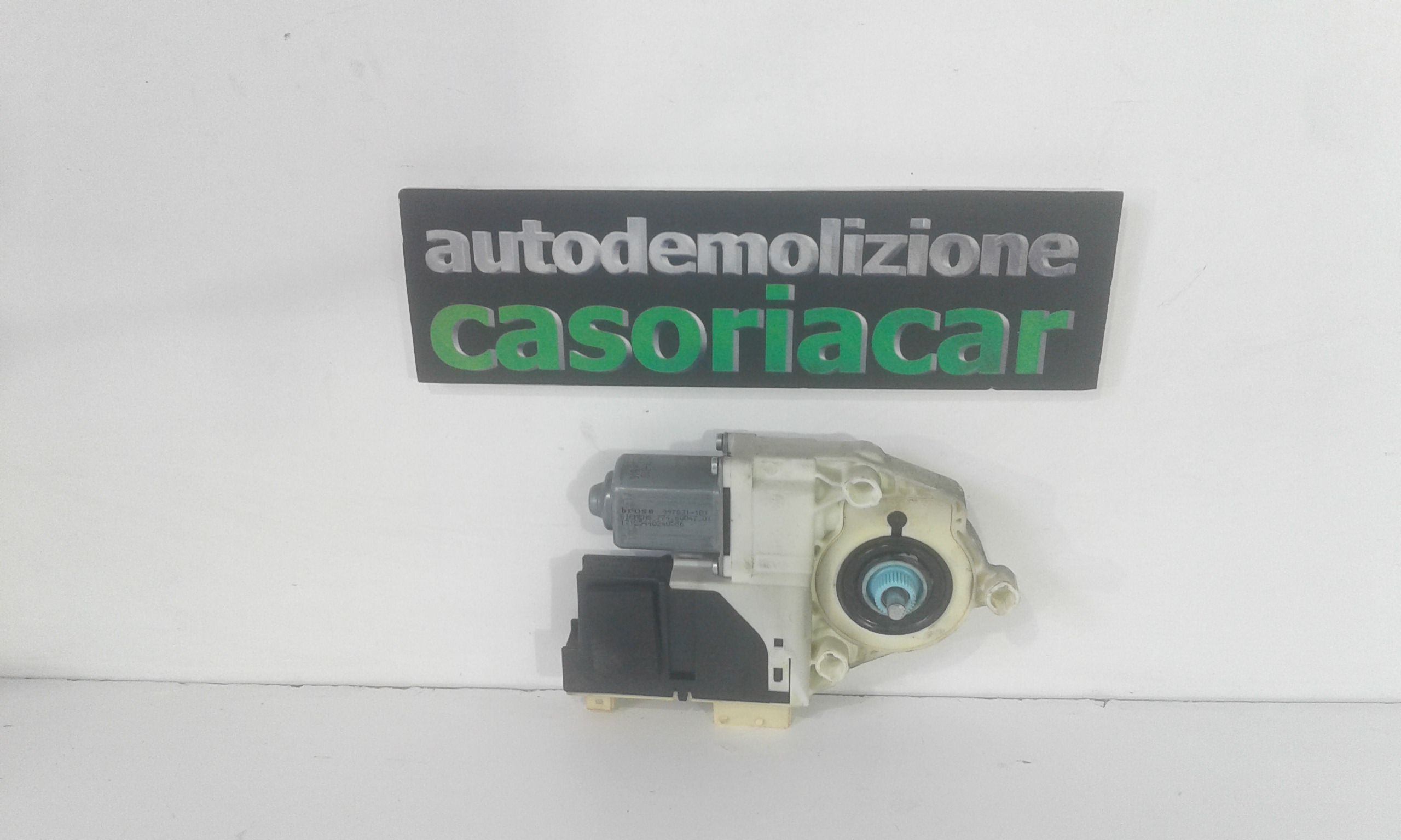 Motorino Alzacristallo Porta Ant. Destro 9222AV Usato