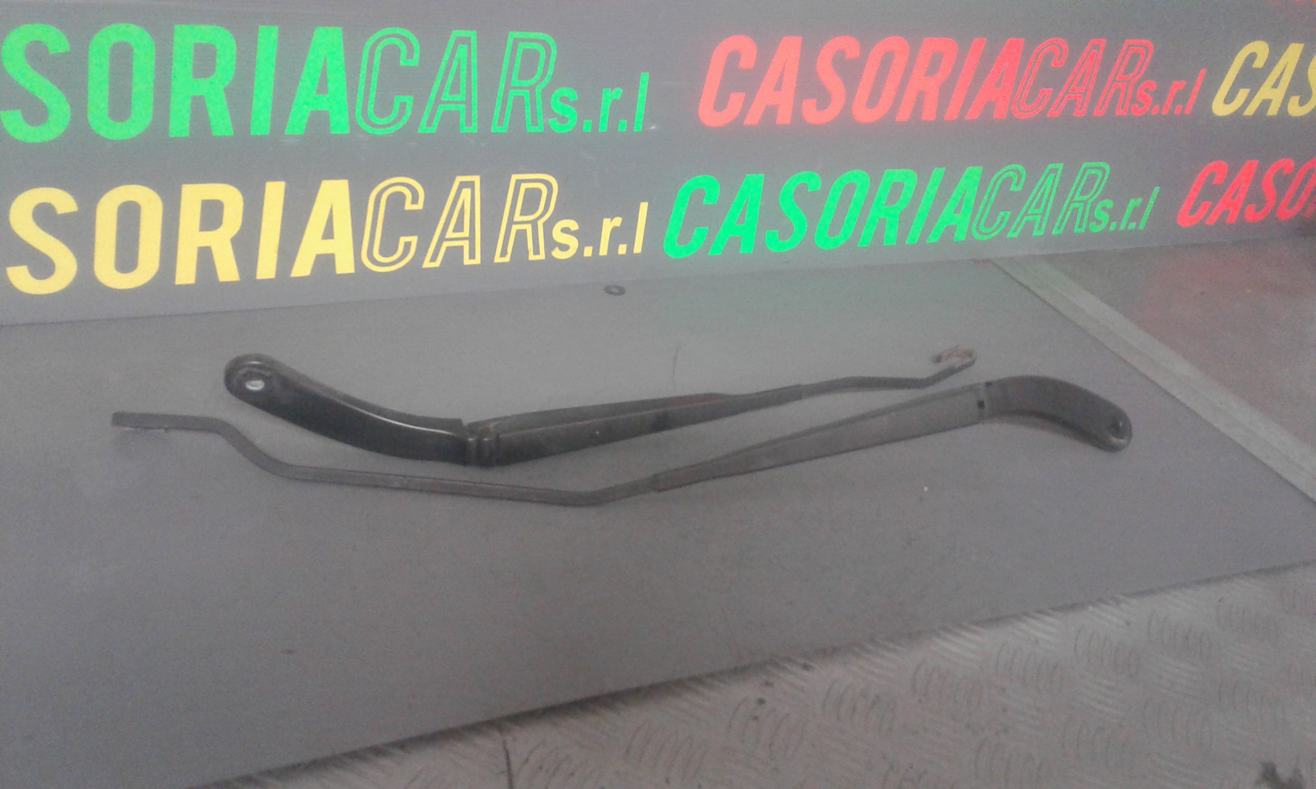 Braccio Tergiparabrezza Usato