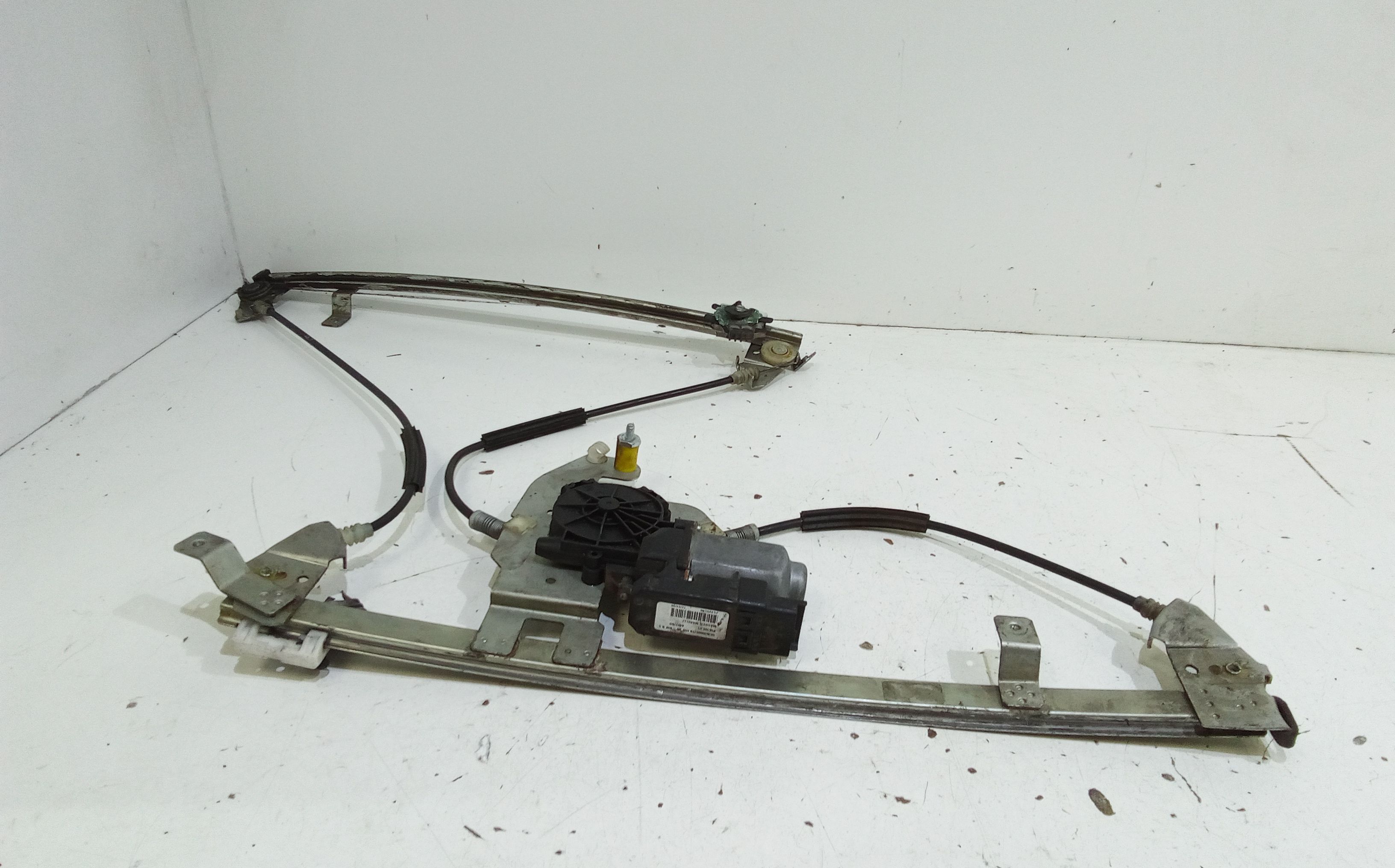 Alzacristallo Porta Ant. Destro 8200291628 Usato