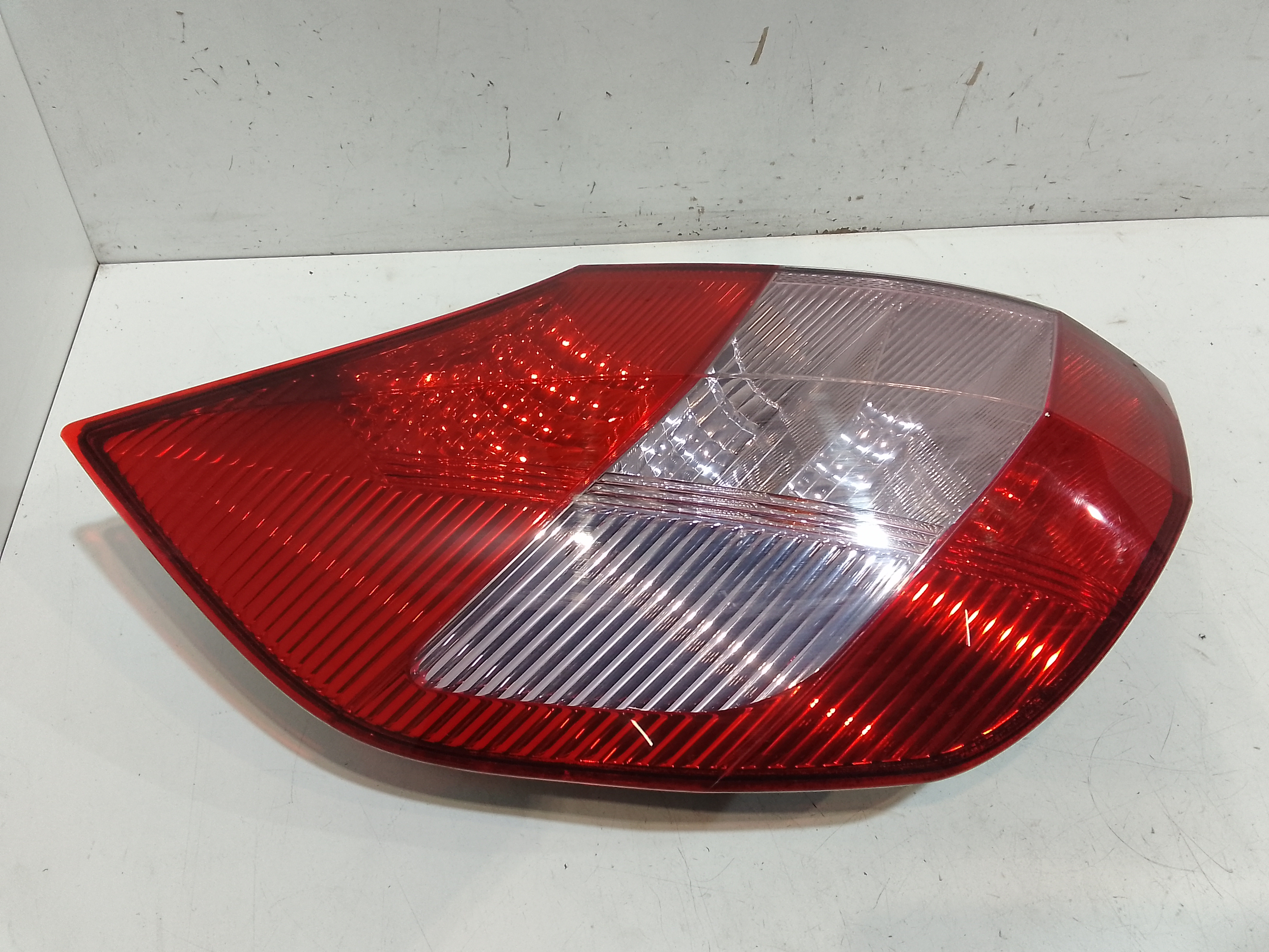 Fanale Post. Sinistro 8200127704 Usato