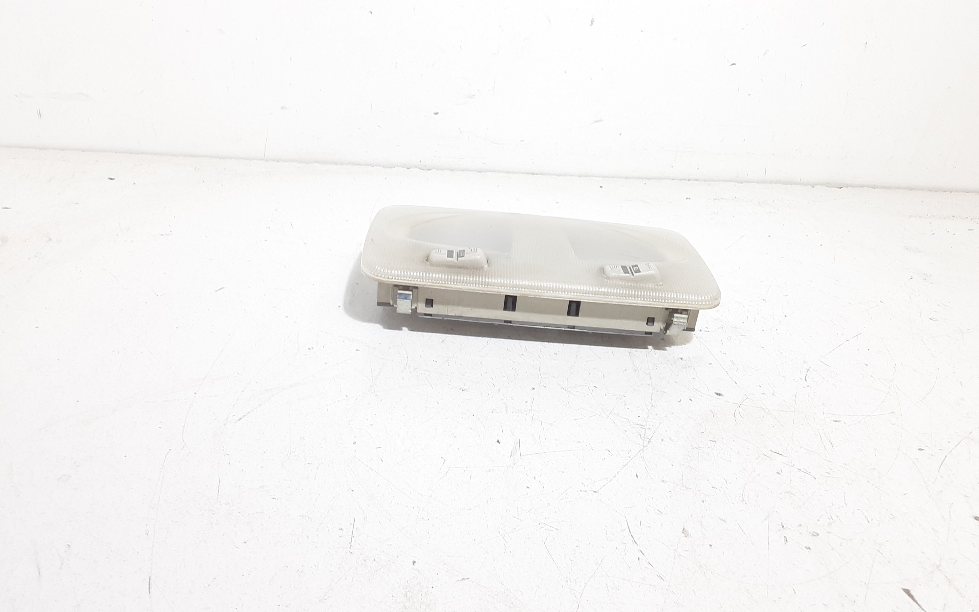 Luce Cortesia Ant. Tetto Usato