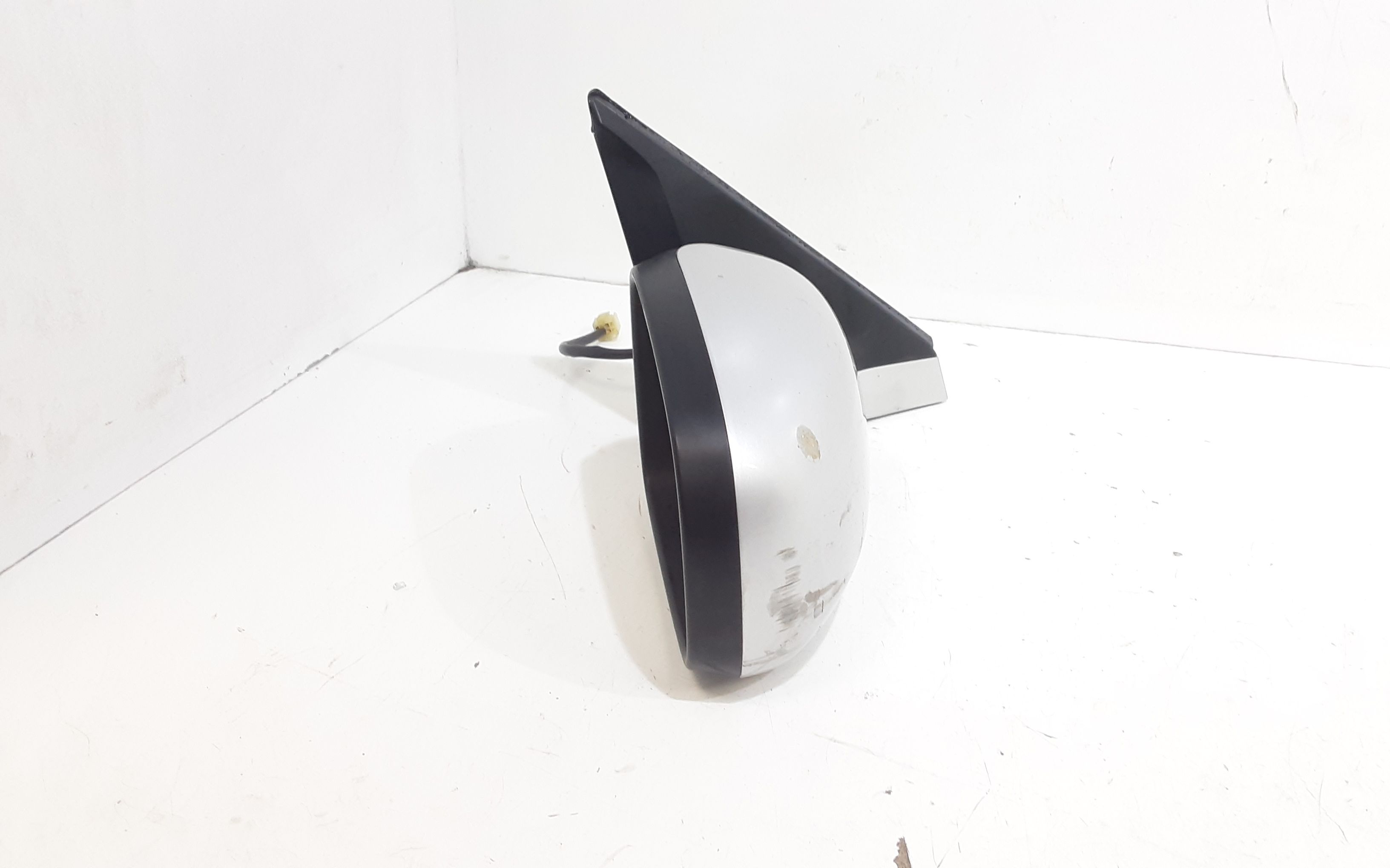 Retrovisore Est. Destro 8470162JA05PK Usato