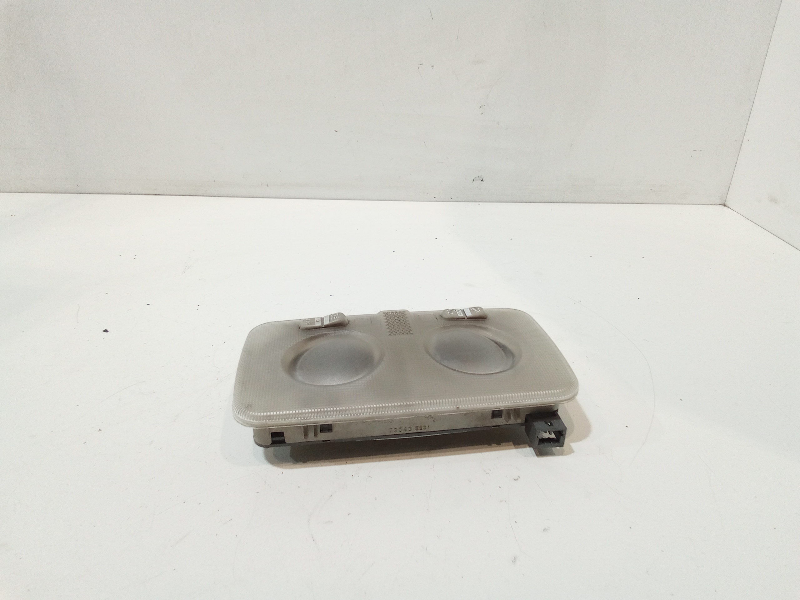 Luce Cortesia Ant. Tetto 735507762 Usato