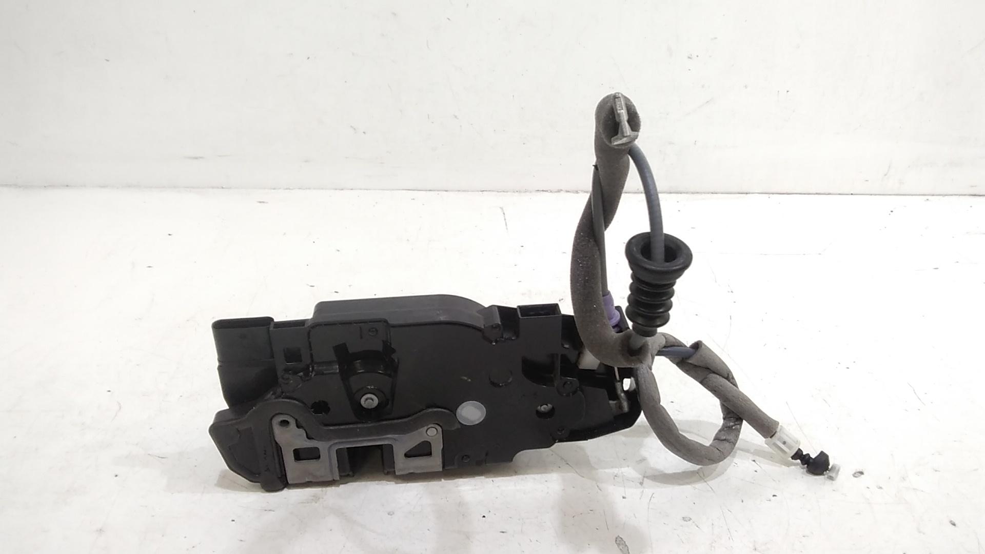 Serratura Porta Post. Sinistro A0997302701 Usato