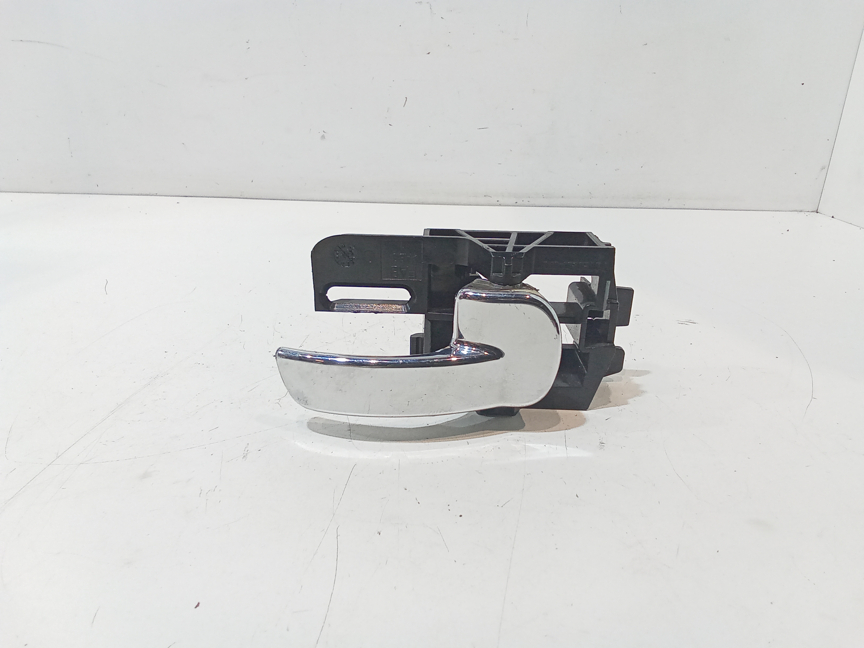 Maniglia Int. Apertura Porta Ant. Destro Usato