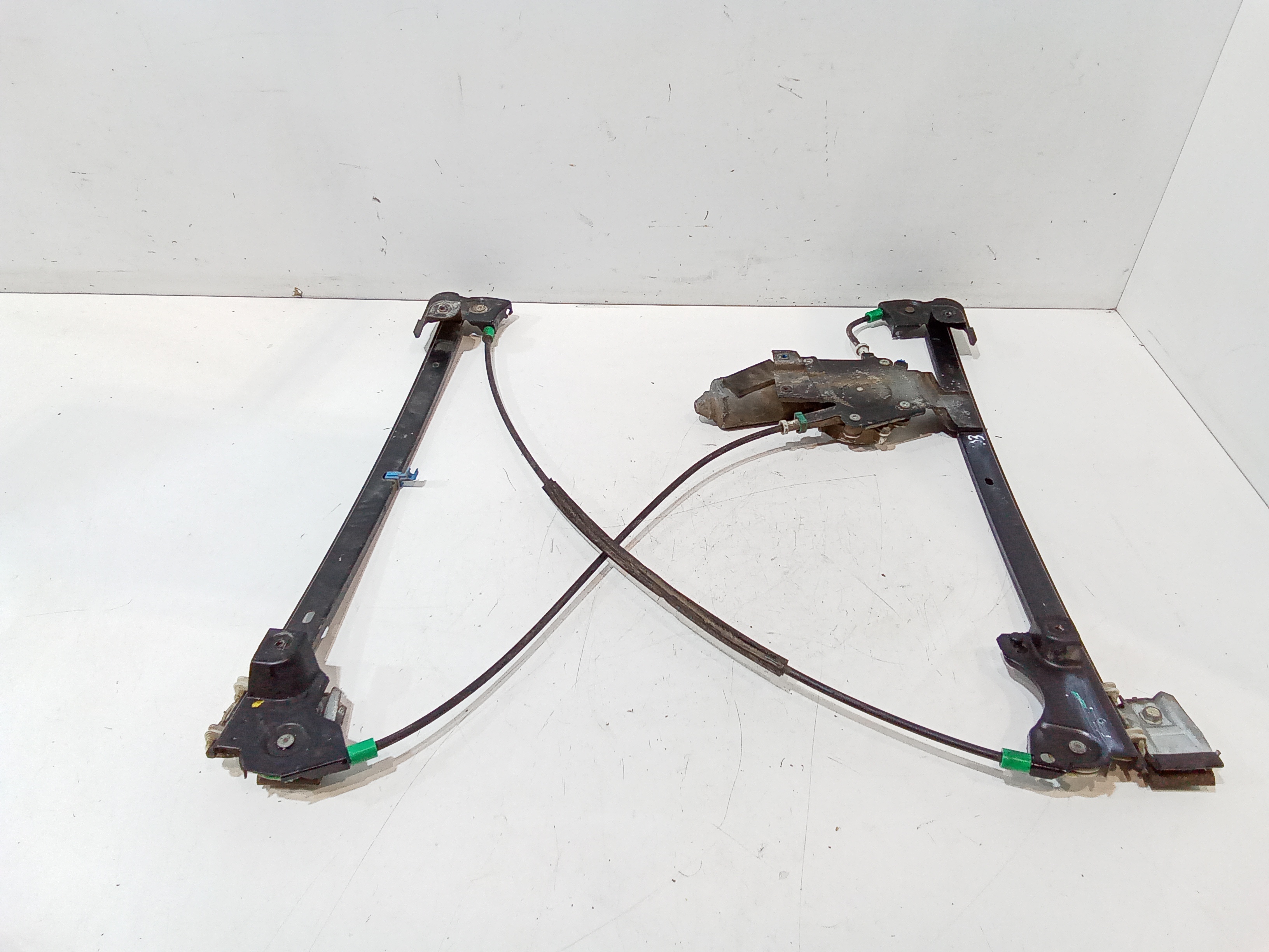 Alzacristallo Porta Ant. Destro Usato