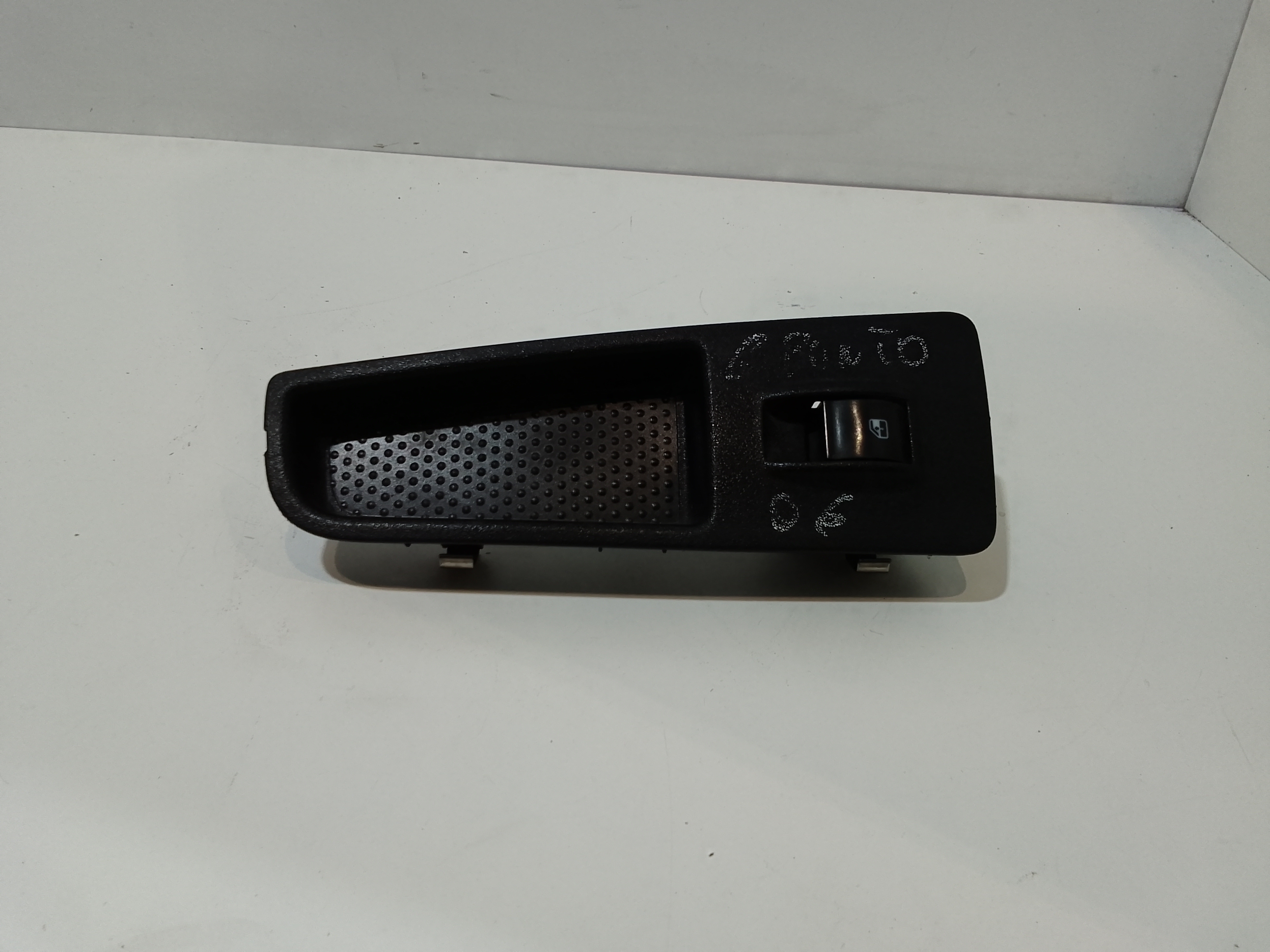 Interruttore Alzacristalli Porta Ant. Destro Usato