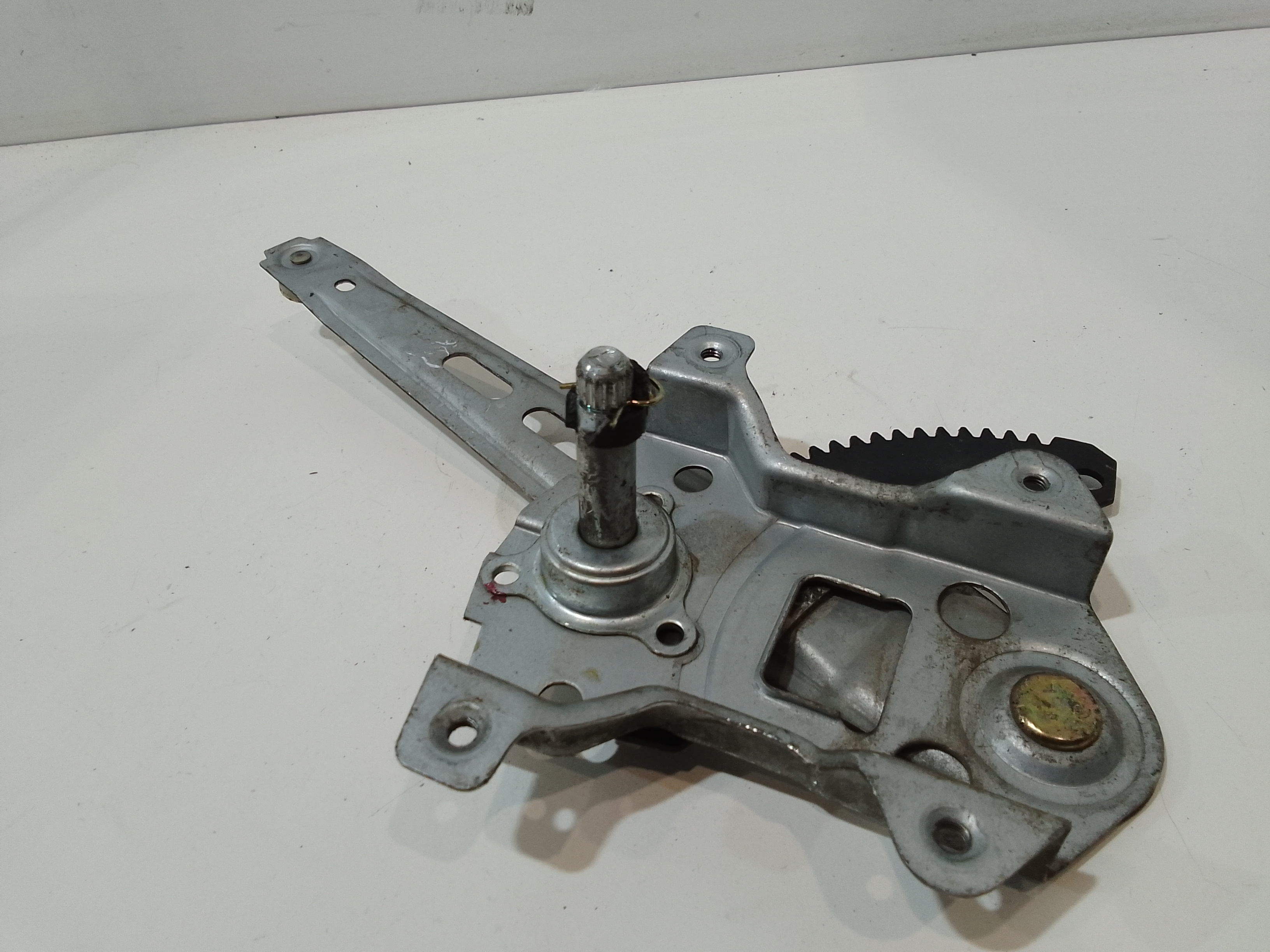 Alzacristallo Porta Post. Sinistro 834011C000 Usato