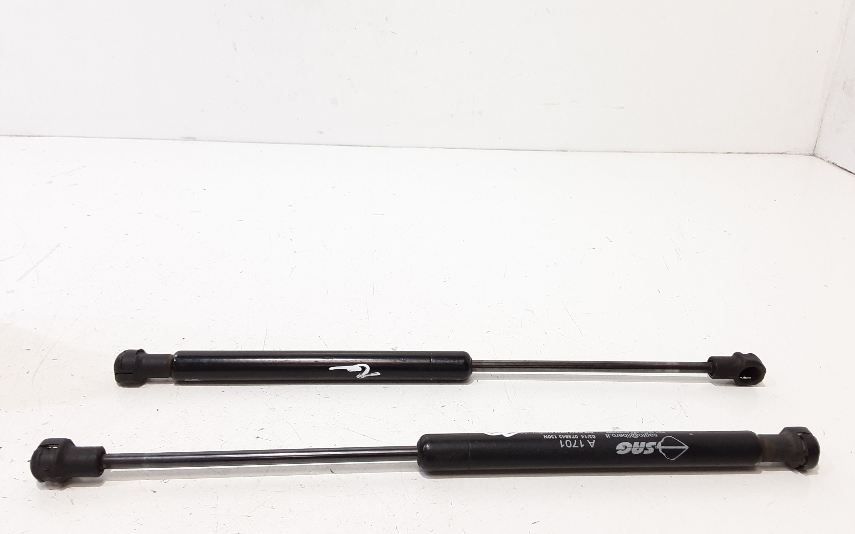 Cerniera Cofano Post. Destro Usato