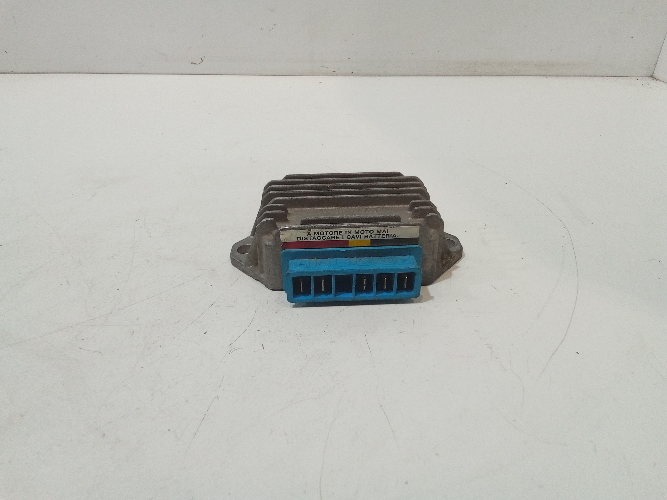 Regolatore Tensione Usato