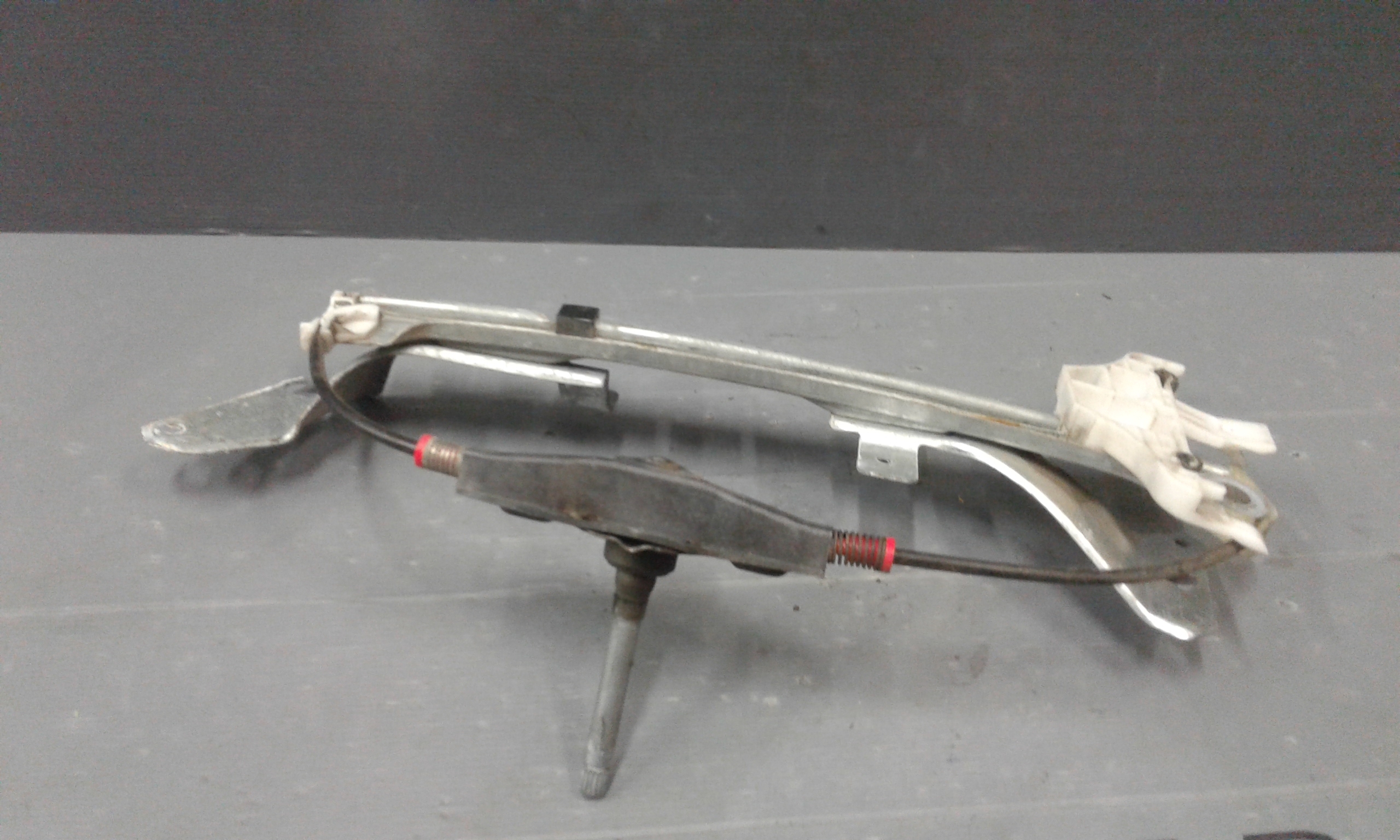 Alzacristallo Porta Post. Destro Usato