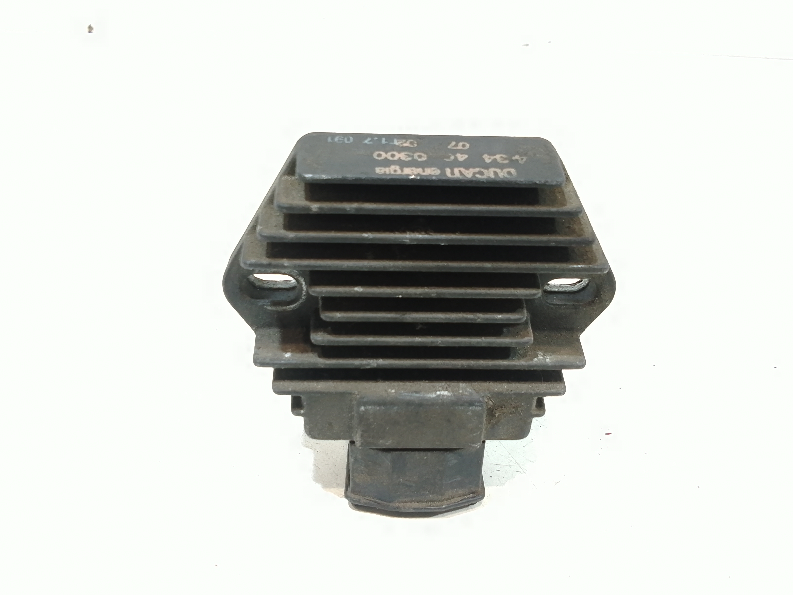 Regolatore Tensione Usato