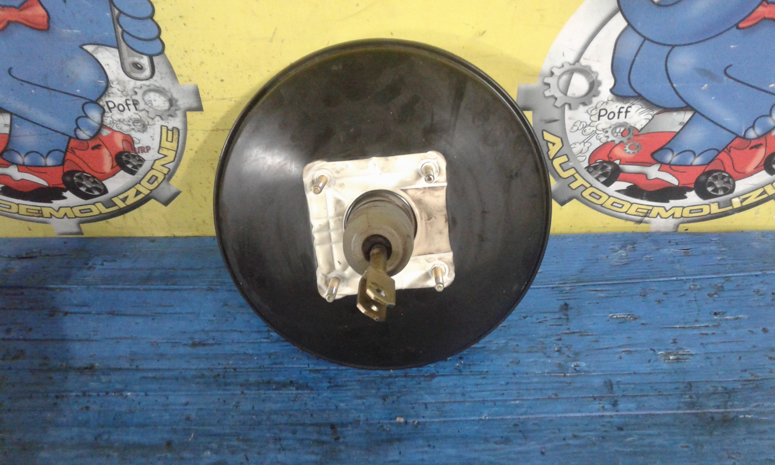 Servofreno 504089709 Usato