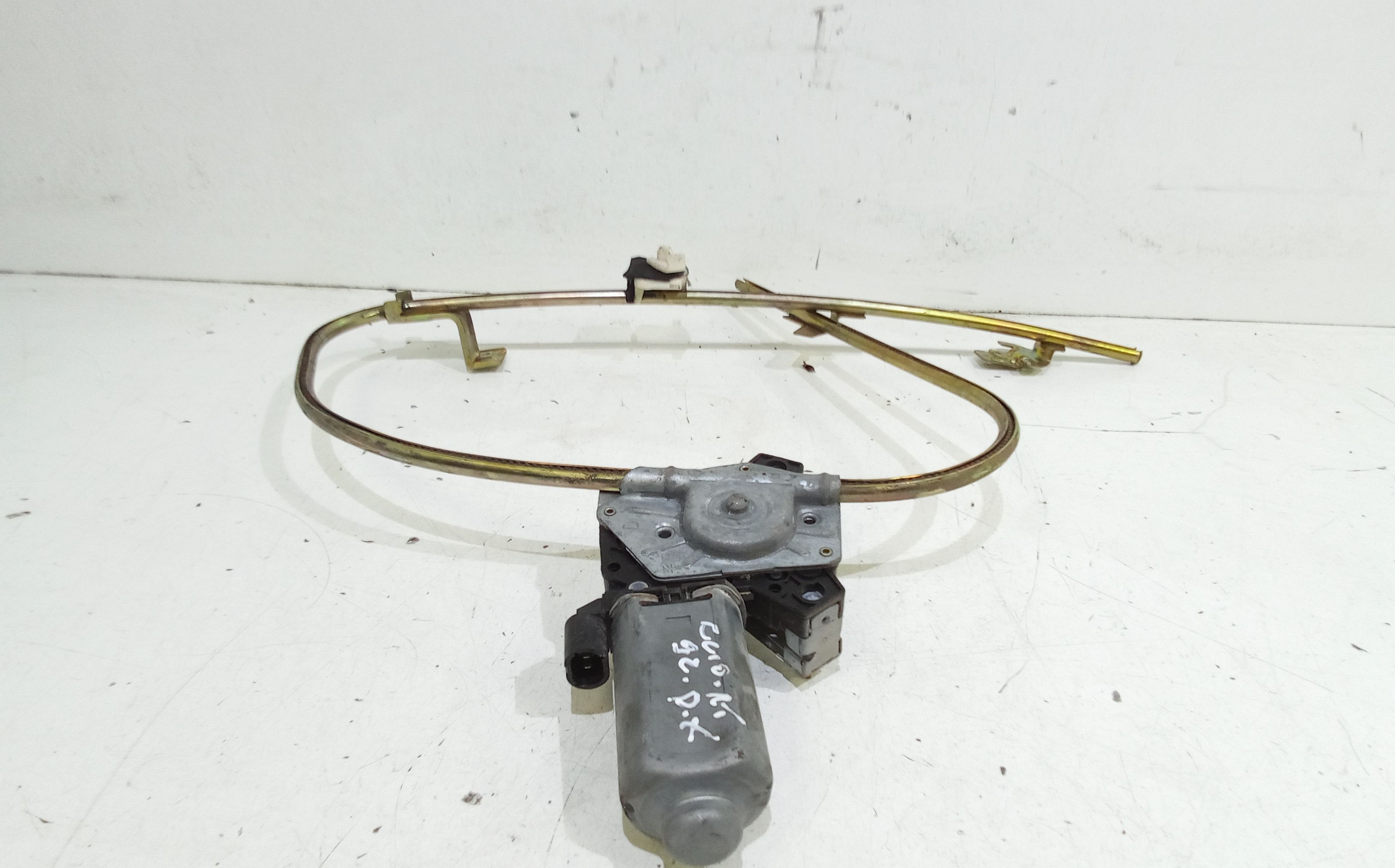 Alzacristallo Porta Ant. Destro Usato