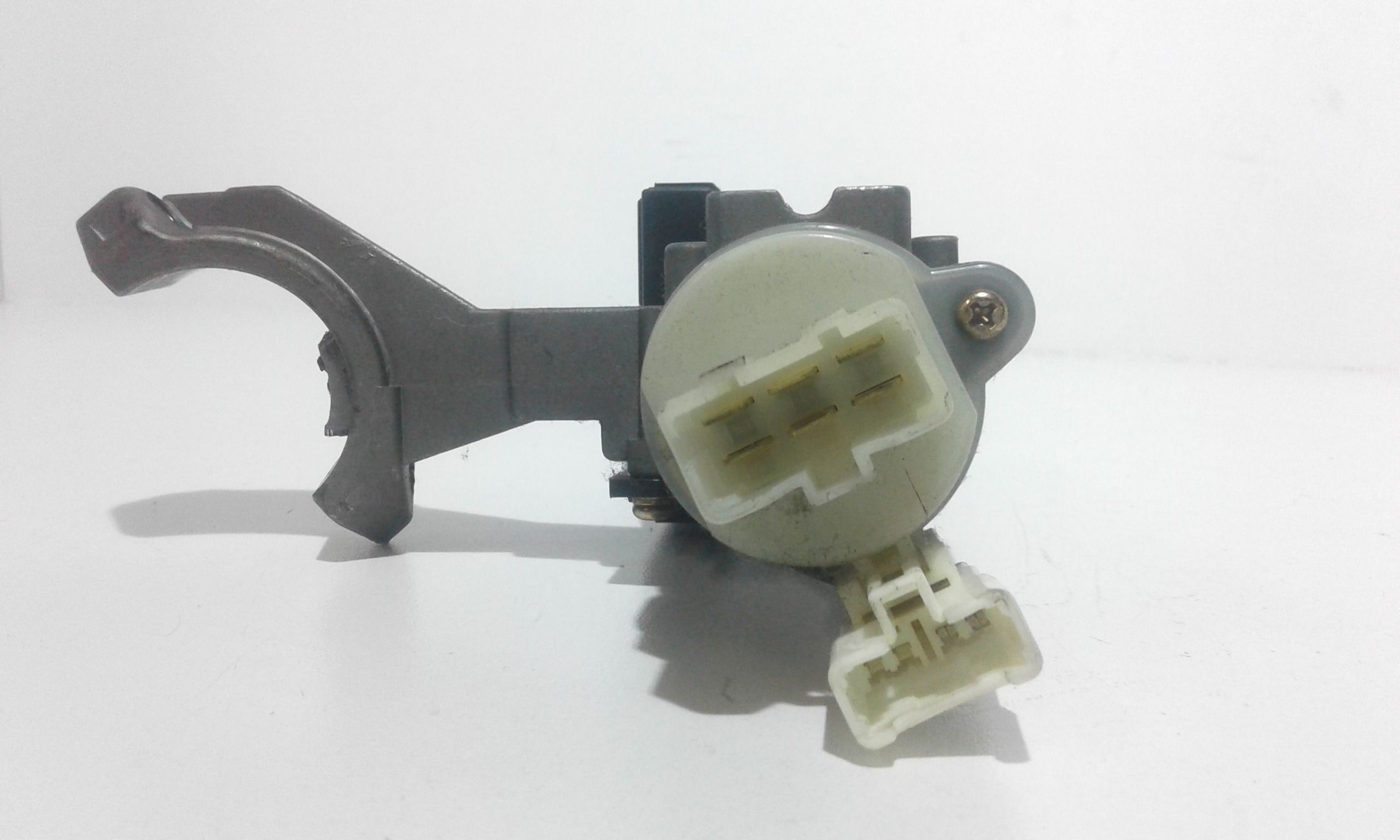 Commutatore Avviamento Con Cilindretti Serrature Usato