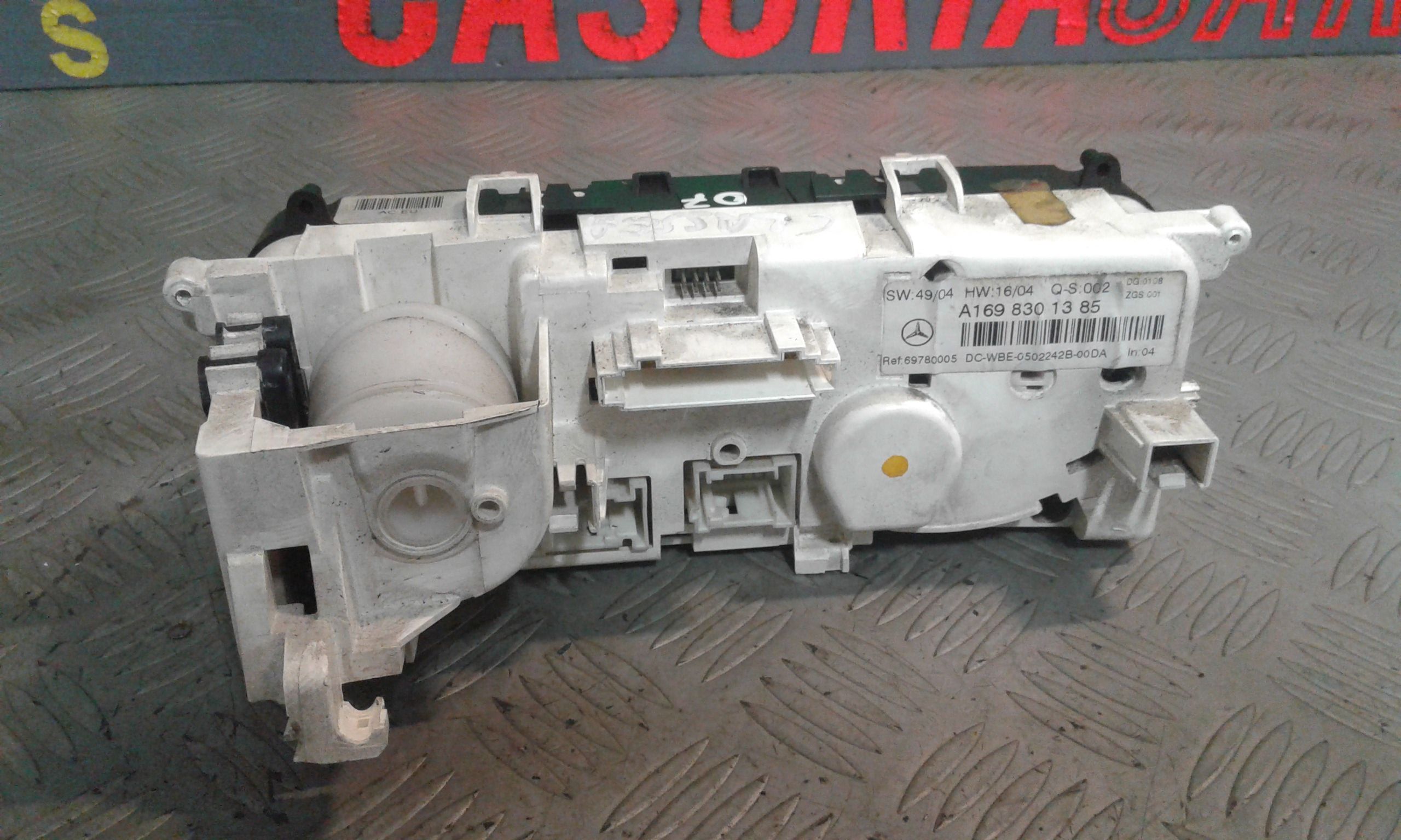 Blocco Comando Climatizzazione A1698302585 Usato