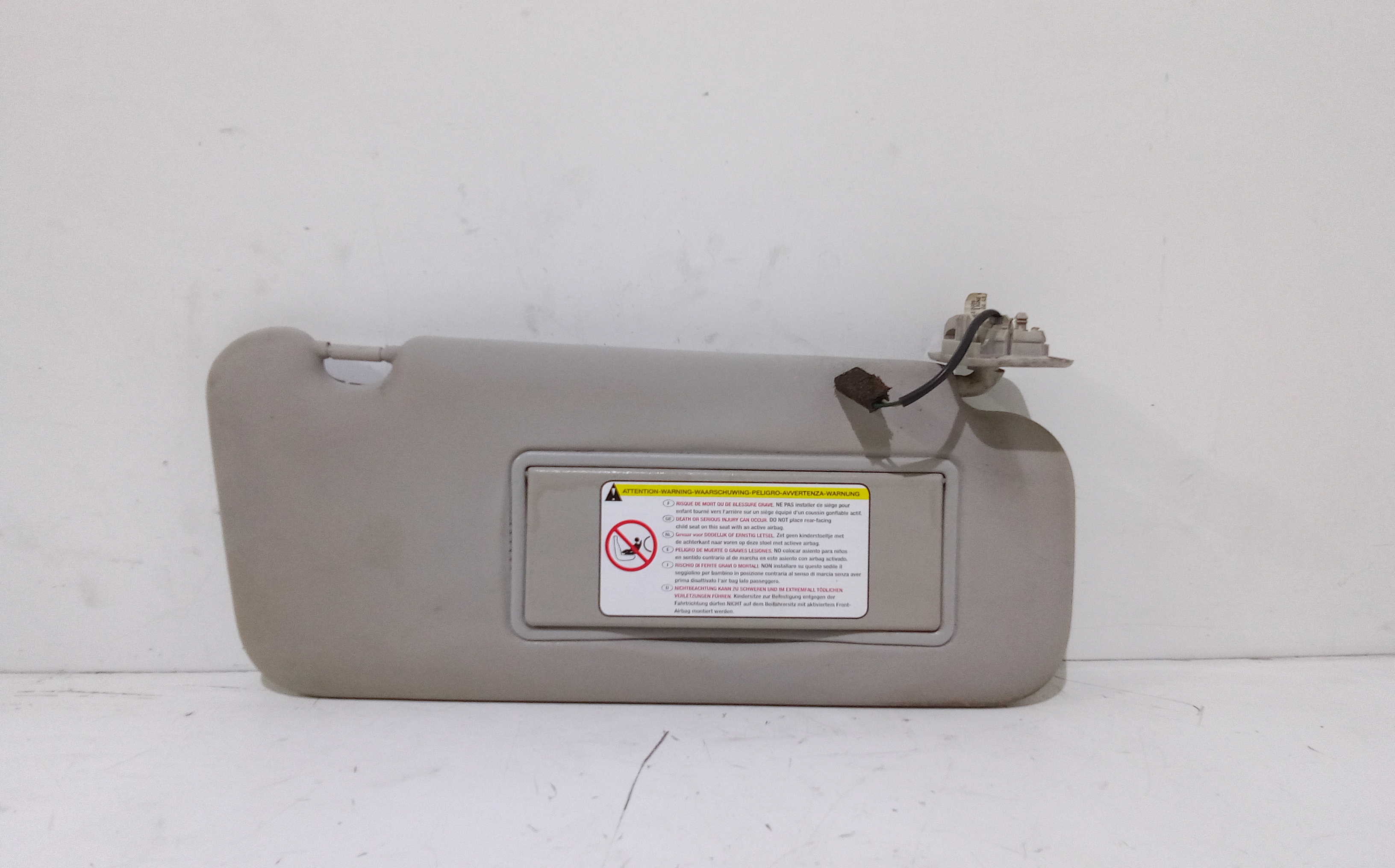 Aletta Parasole Parabrezza Destro Usato