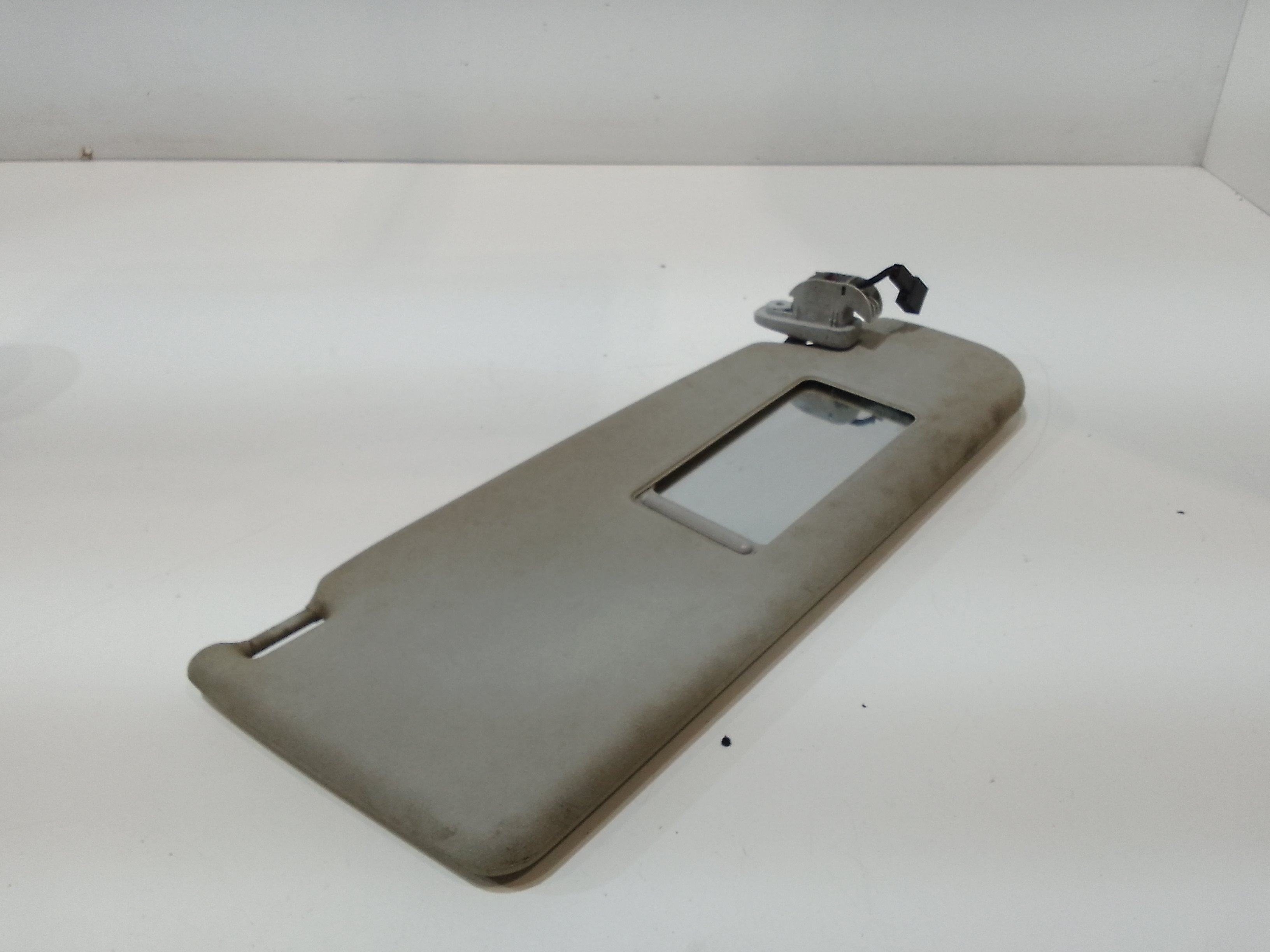 Aletta Parasole Parabrezza Destro 5P0857552T2F4 Usato