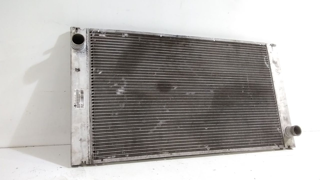 Radiatore 17118675266 Usato