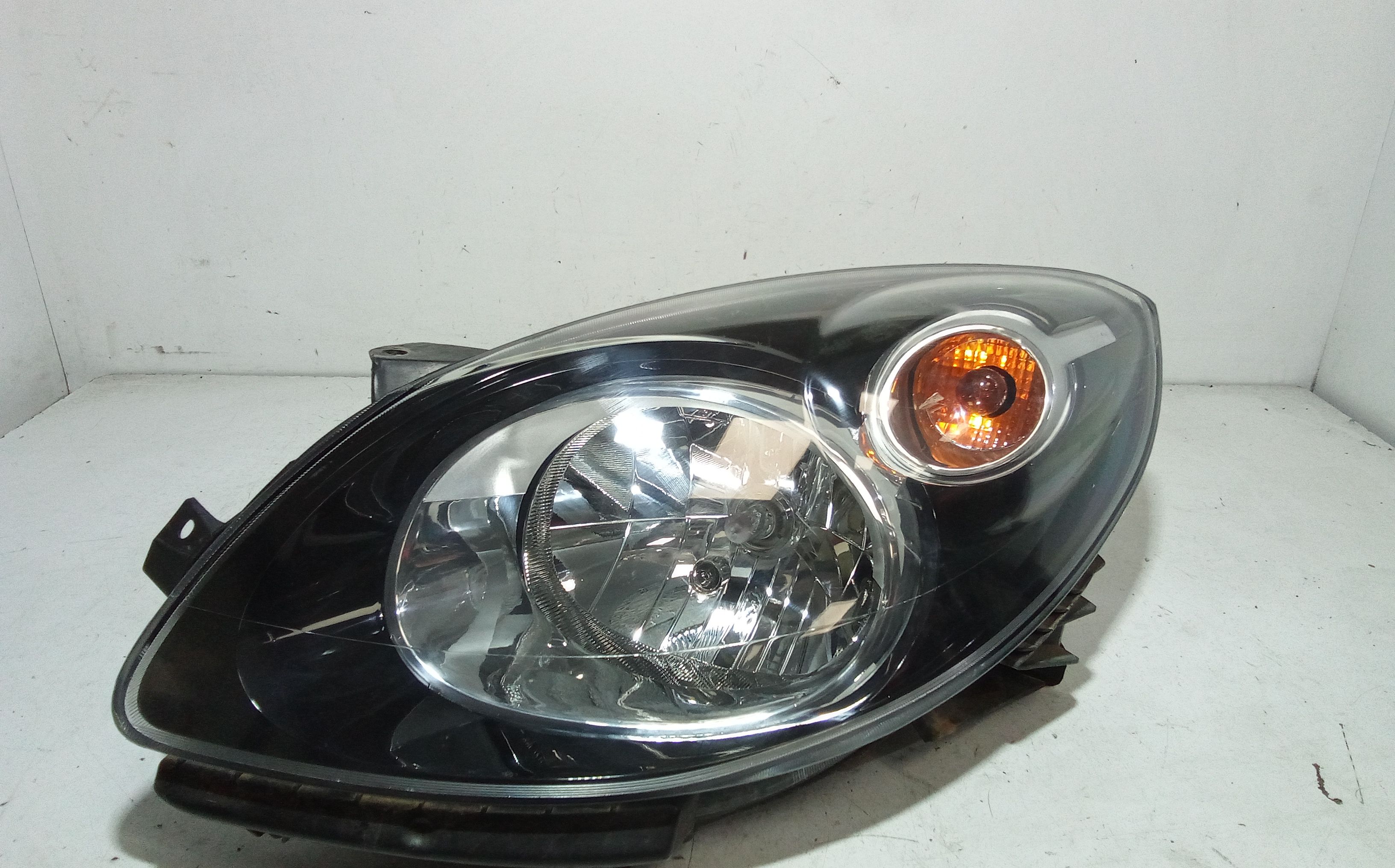 Proiettore Sinistro 7701063997 Usato