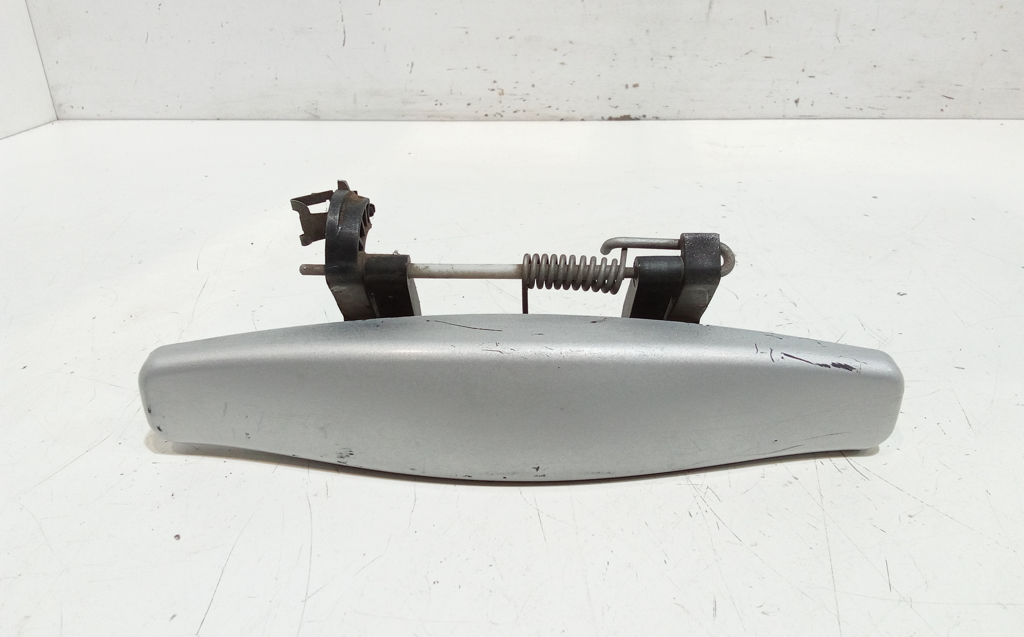 Maniglia Porta Ant. Destro 806061345R Usato