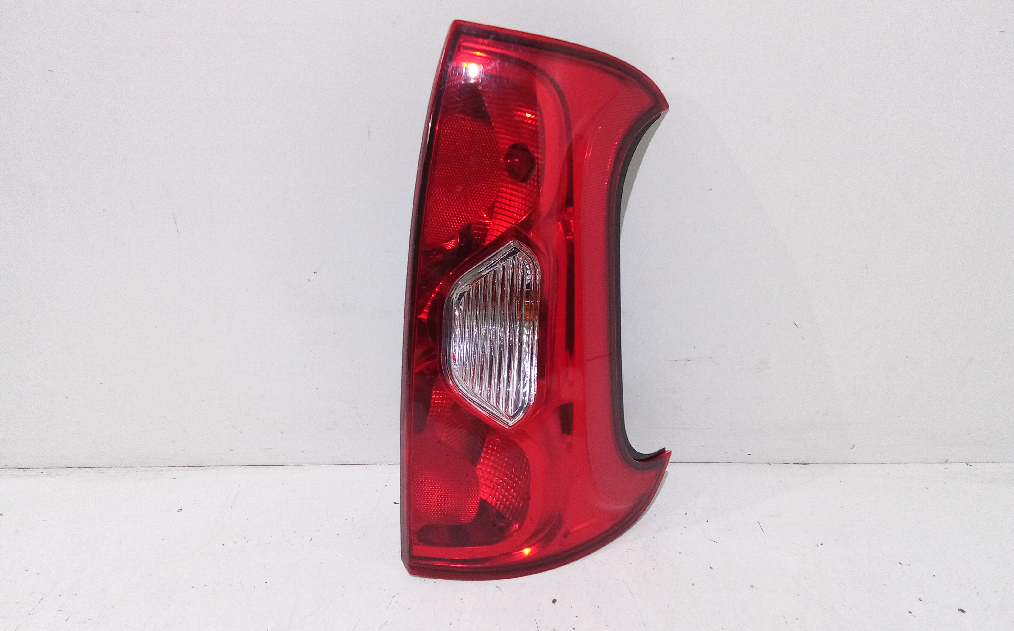 Fanale Post. Destro 52102350 Usato