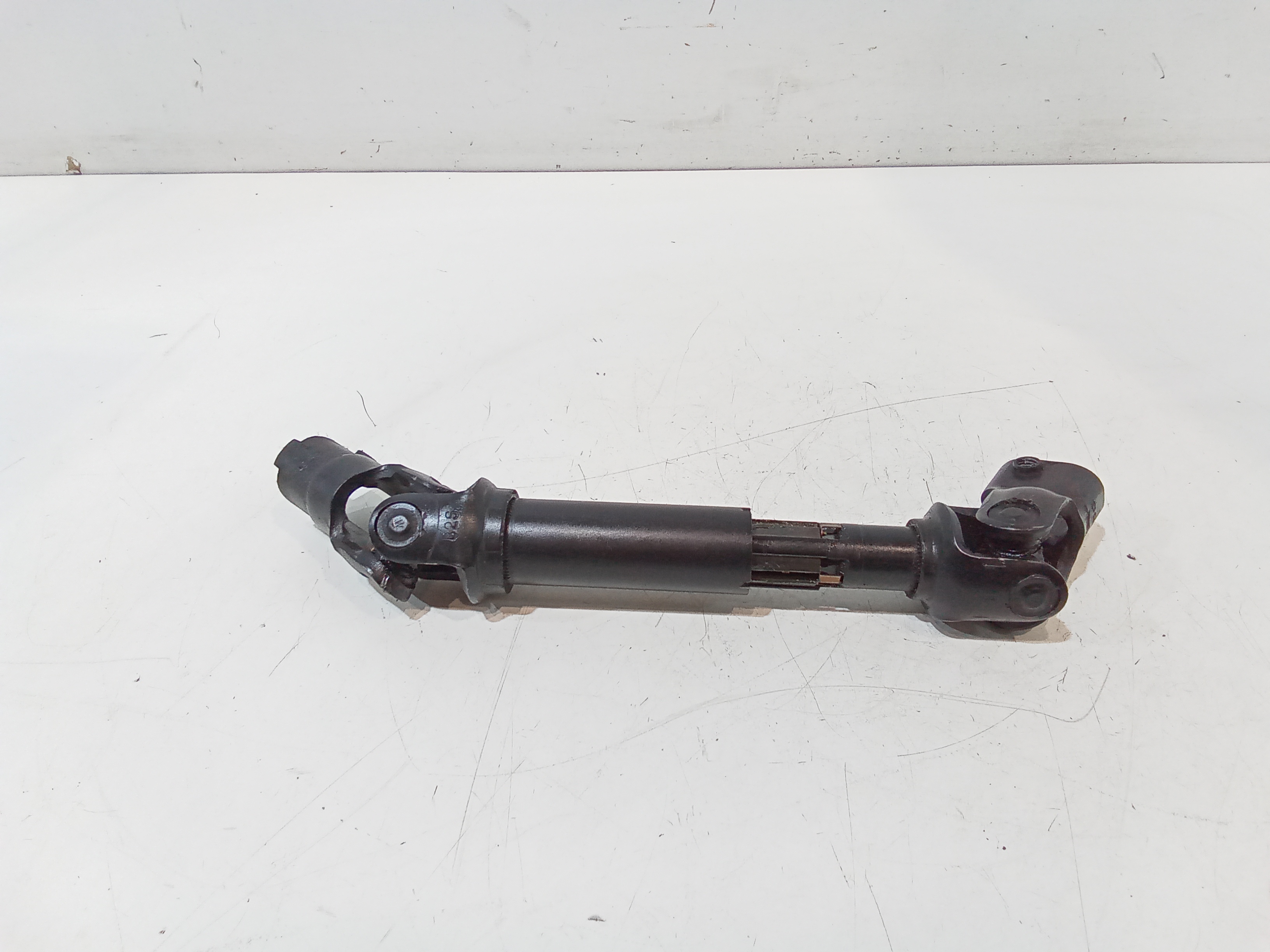 Albero Sterzo Inf. 13251806 Usato