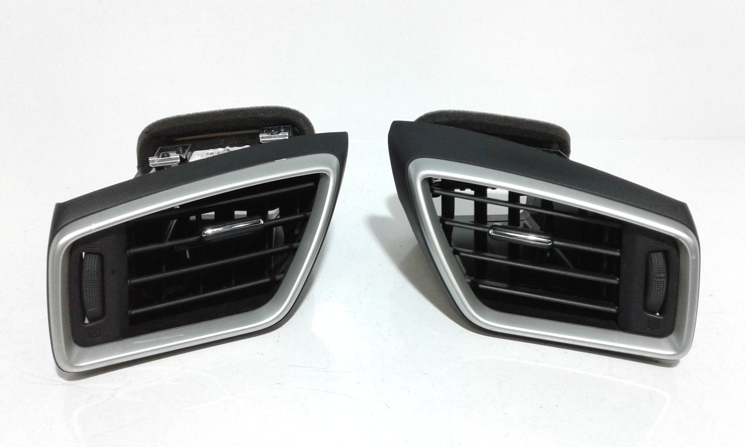 Condotto Aria Bocchette Centr. Sup. Cruscotto 278604EA0A Usato