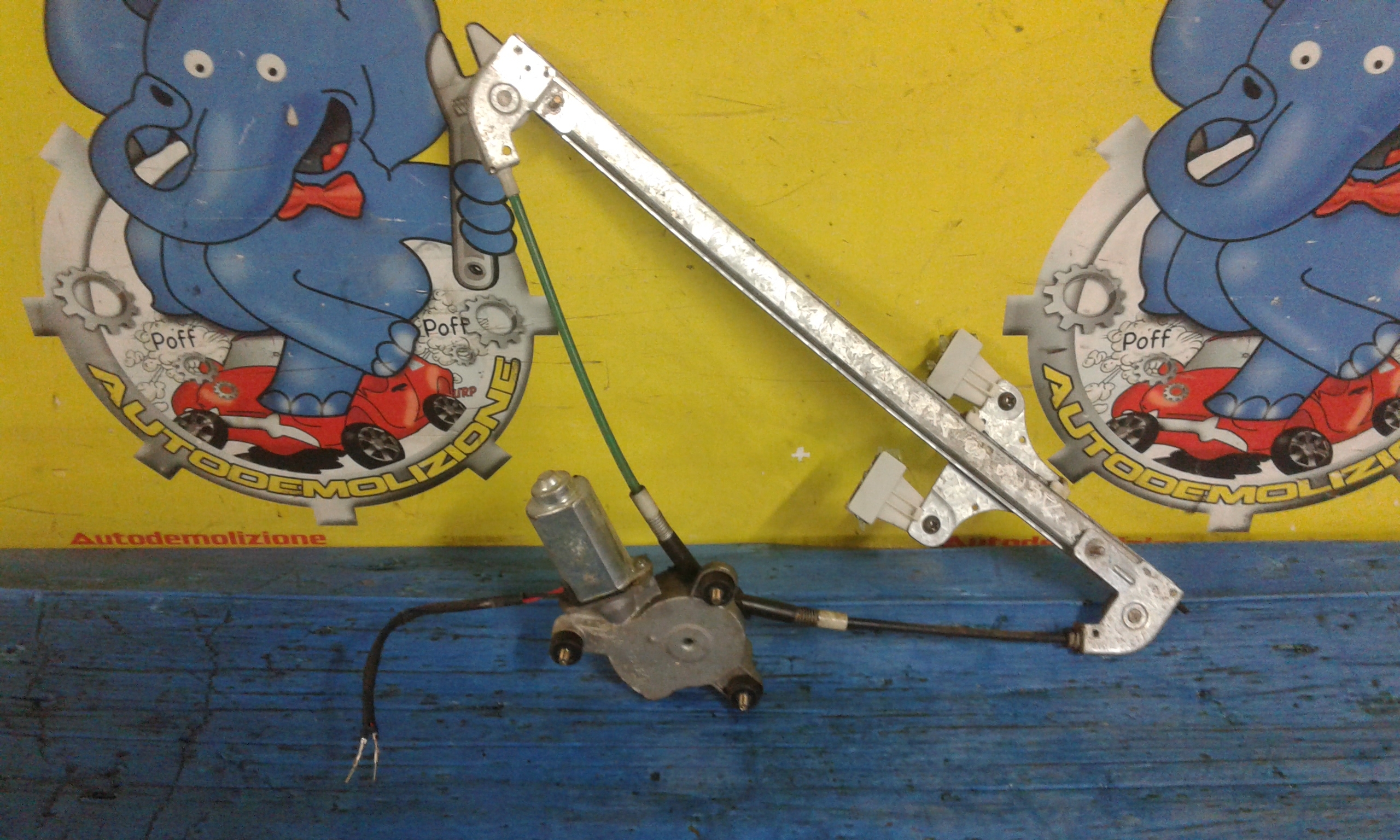 Alzacristallo Porta Ant. Destro 9206363 Usato