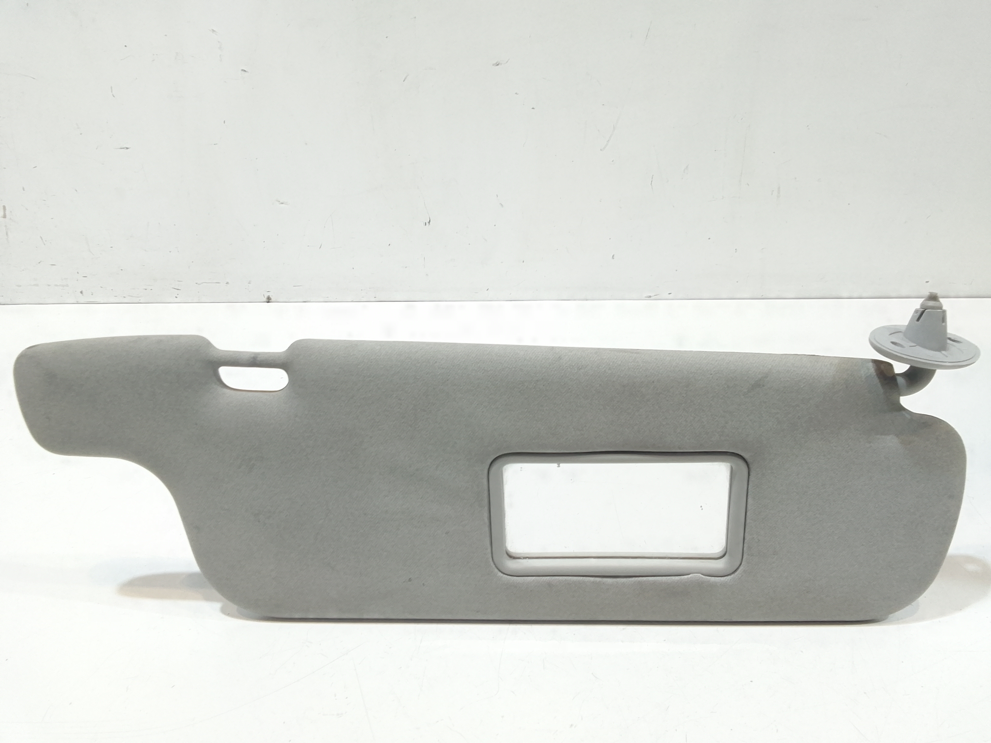 Aletta Parasole Parabrezza Destro 743100D011B0 Usato