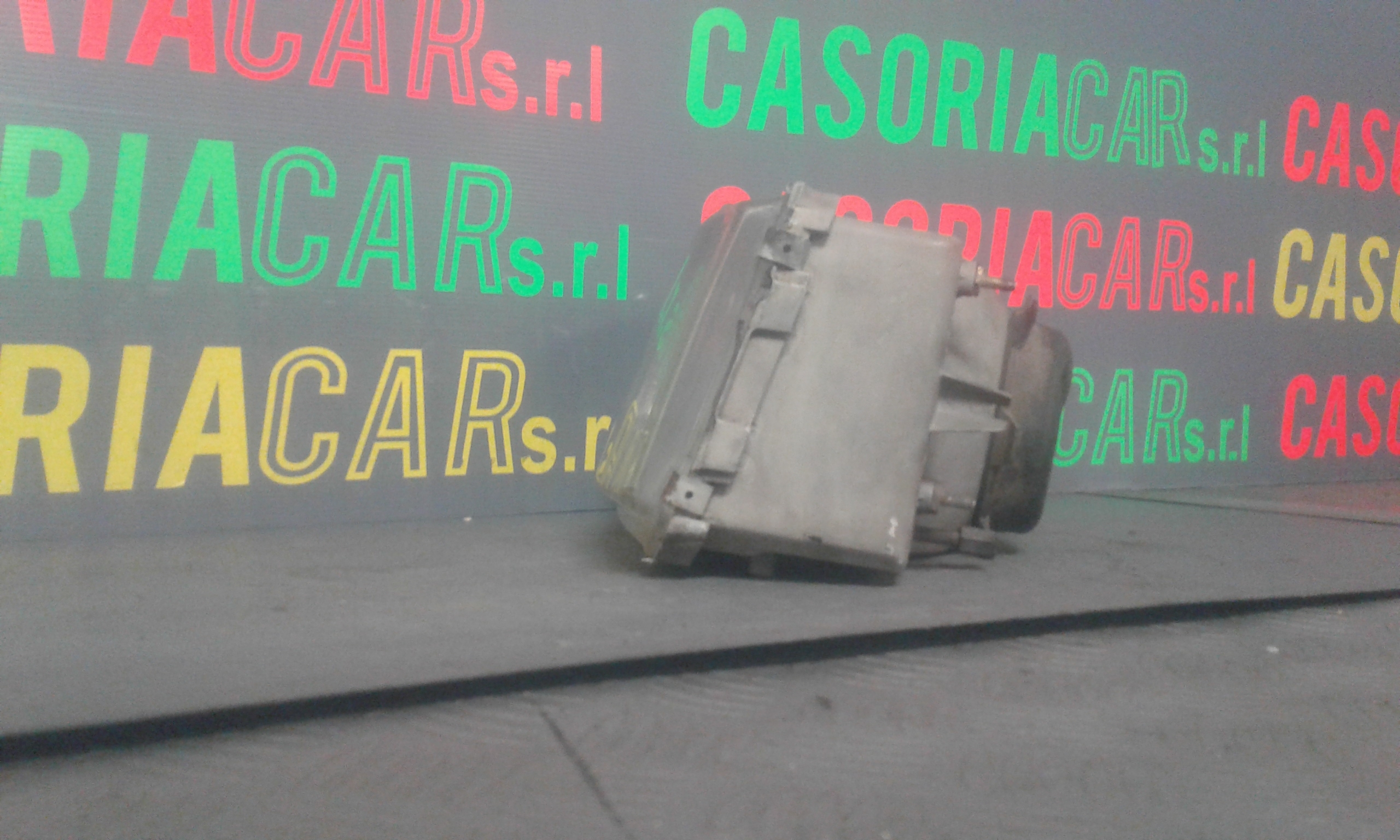 Proiettore Sinistro 1301150080 Usato