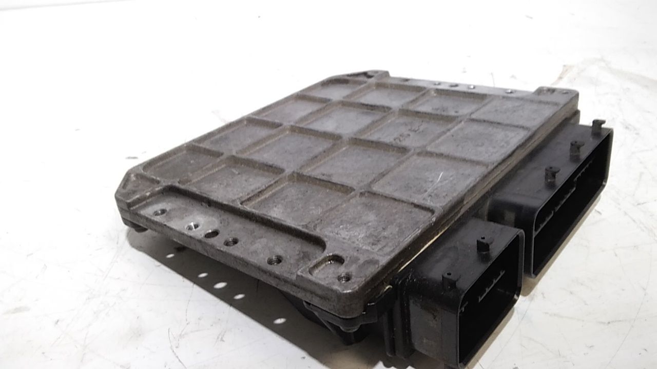 Centralina Iniezione 8966142D30 Usato