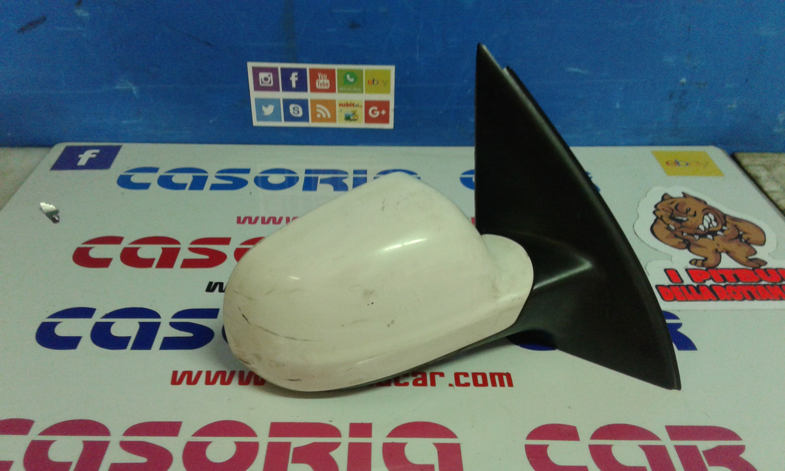 Retrovisore Est. Destro Usato