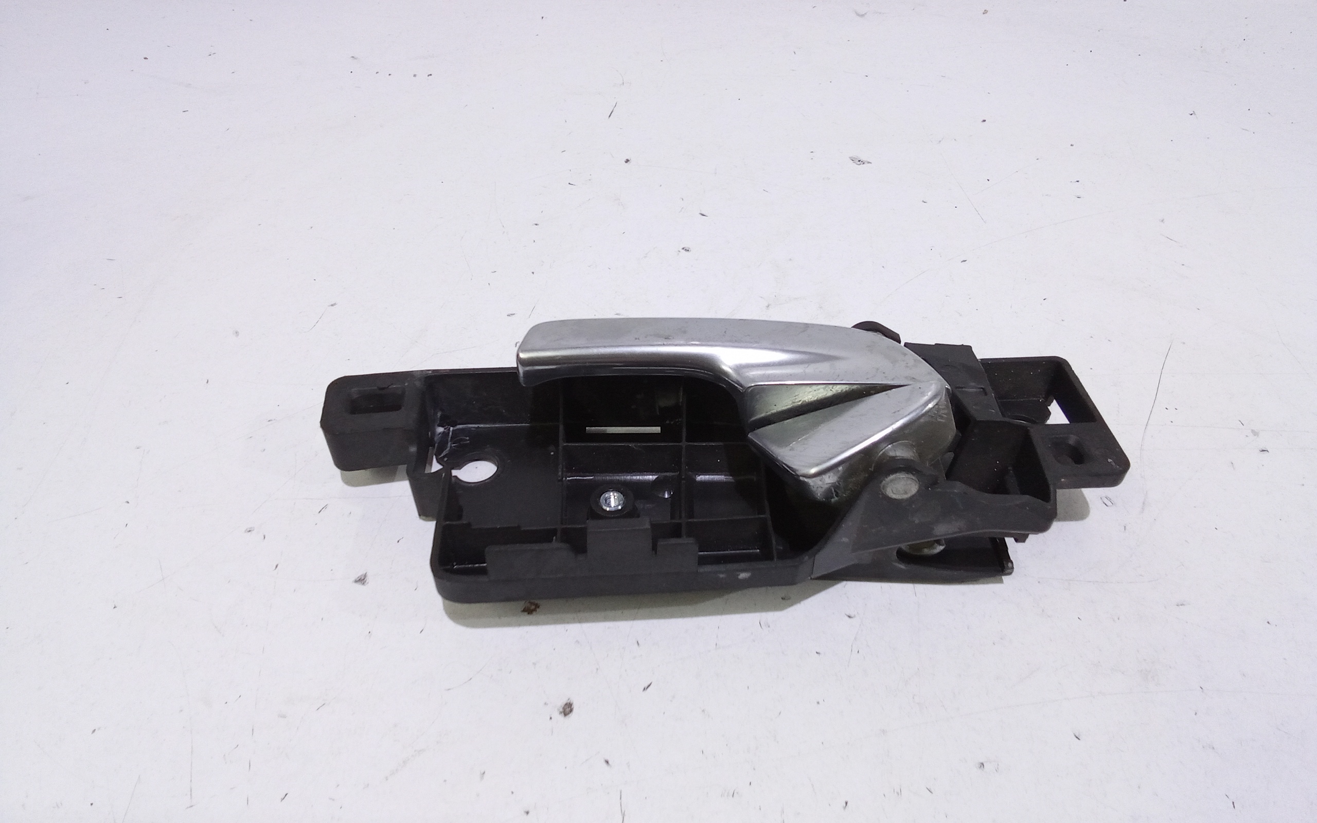 Maniglia Int. Apertura Porta Ant. Sinistro 1701550 Usato