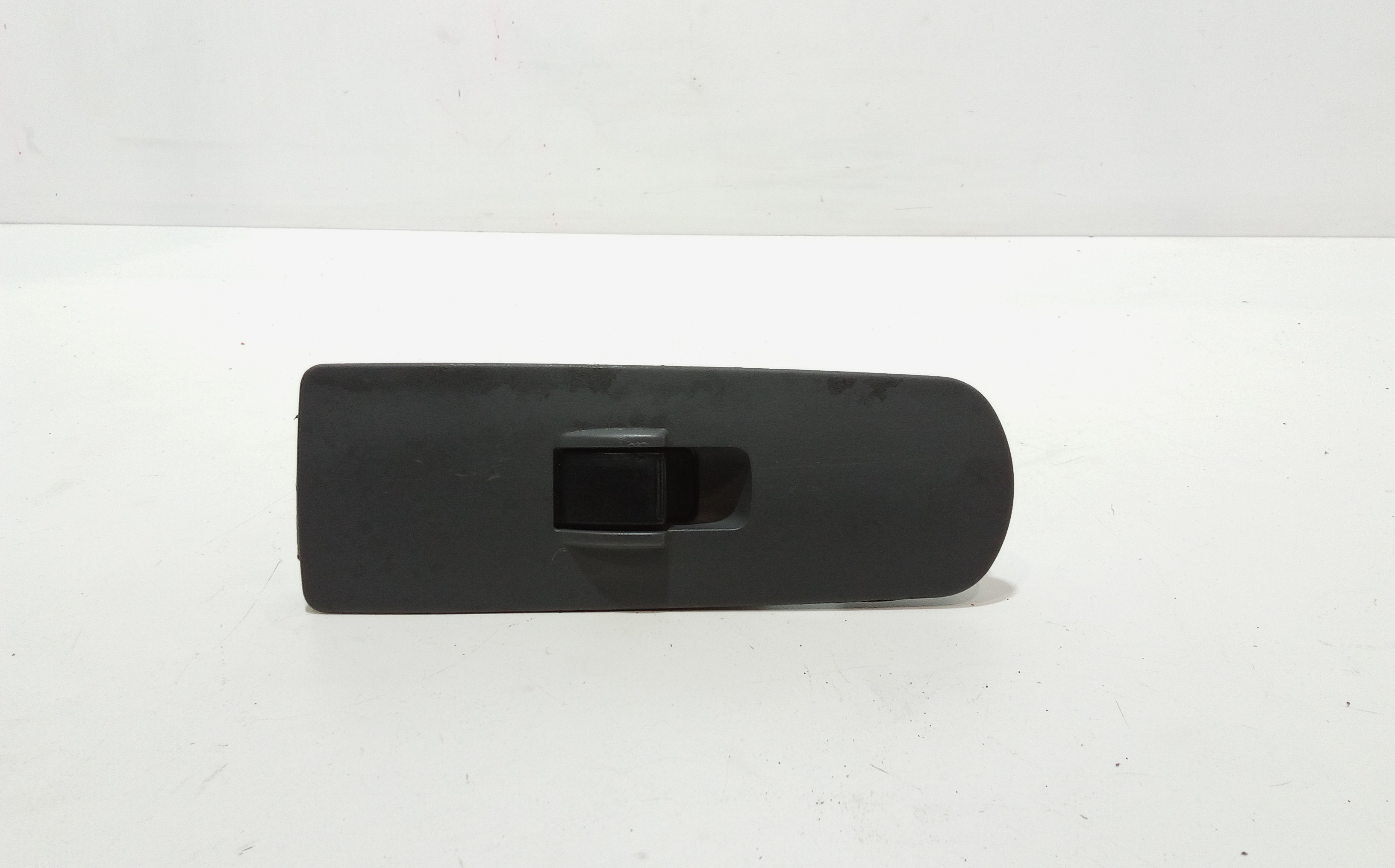 Interruttore Alzacristalli Porta Ant. Destro Usato