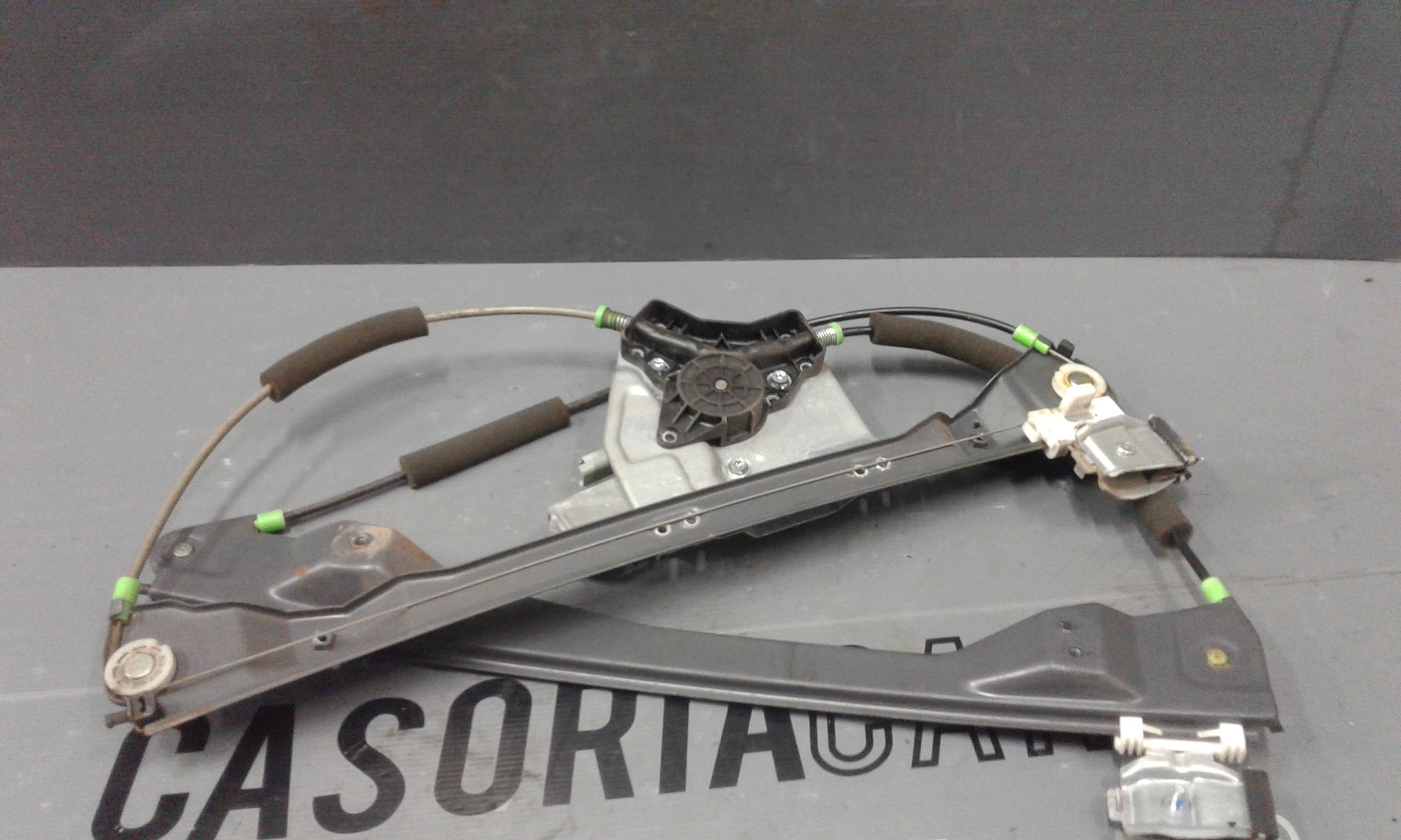 Alzacristallo Porta Ant. Destro Usato