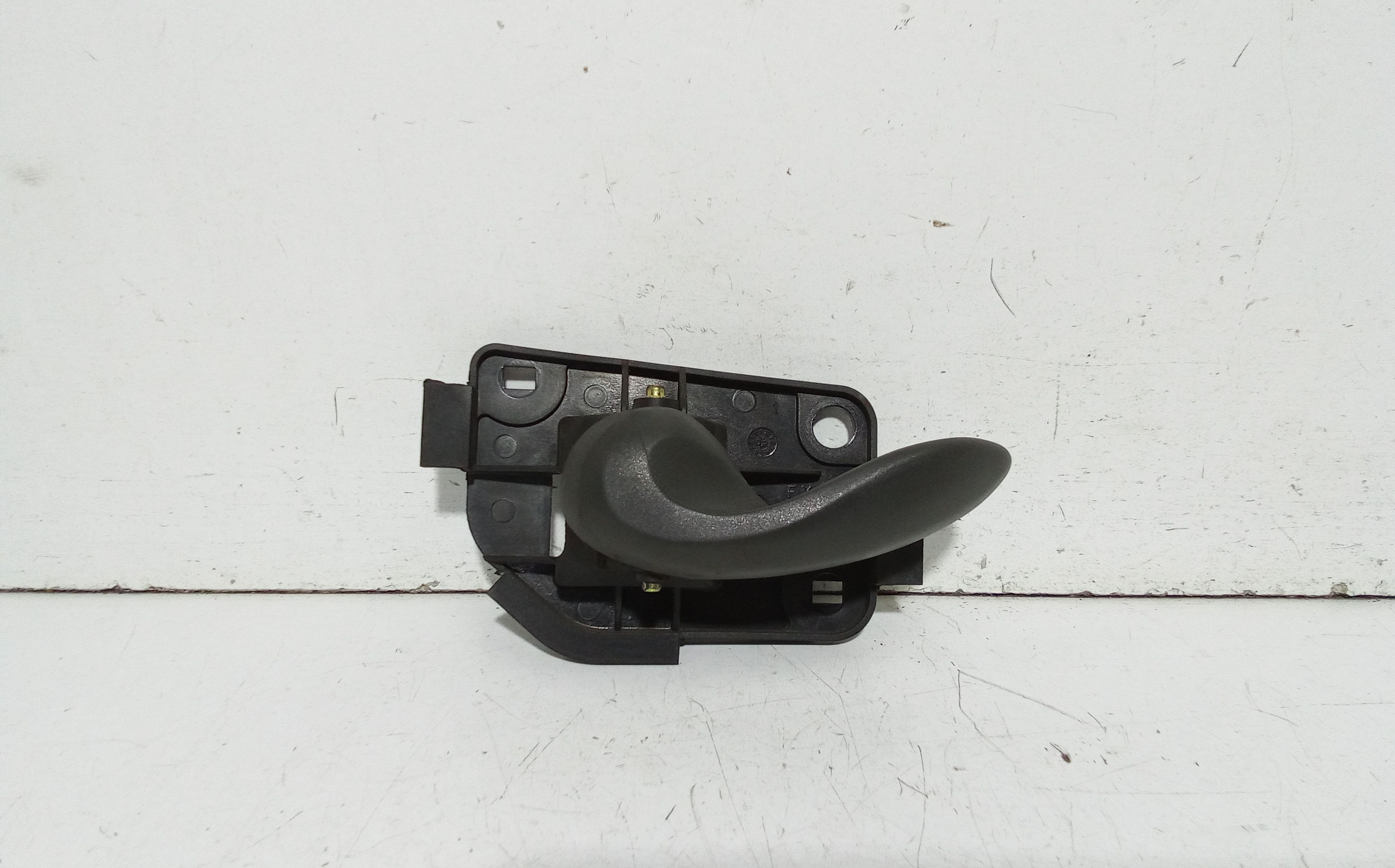 Maniglia Int. Apertura Porta Post. Sinistro 735268773 Usato