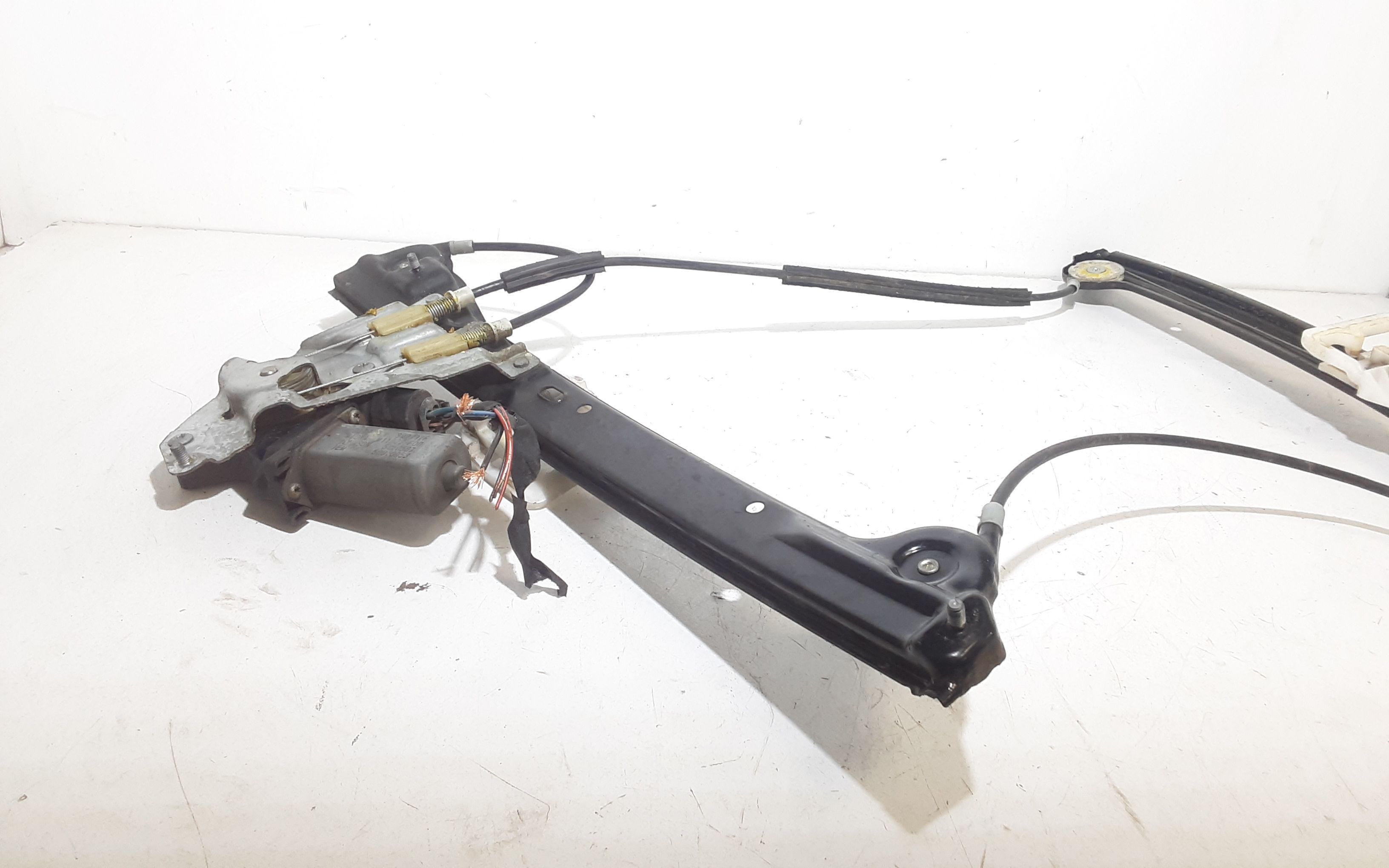 Alzacristallo Porta Ant. Sinistro Usato