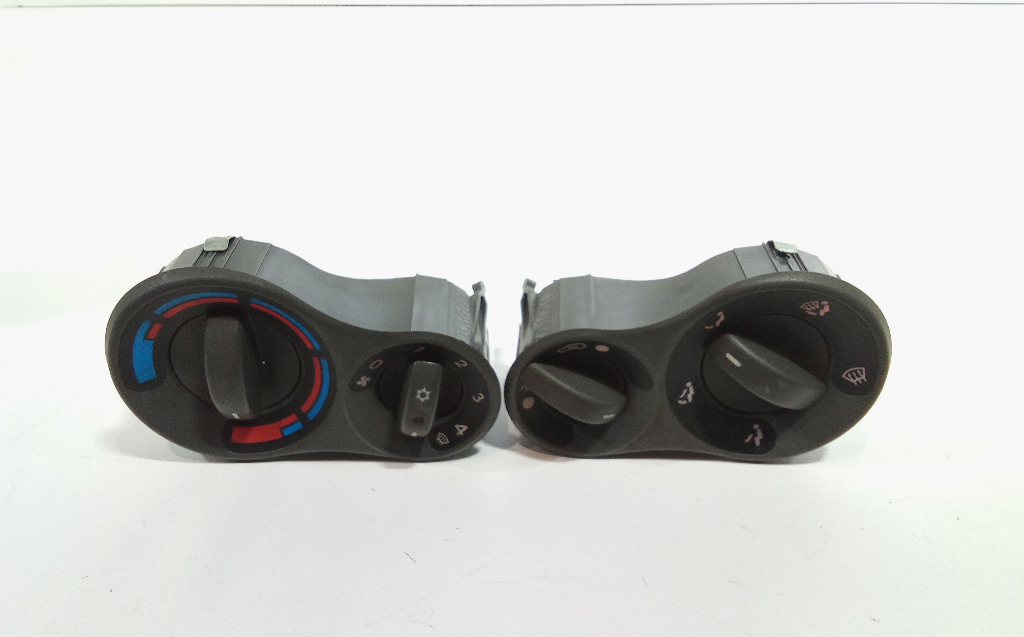 Blocco Comando Climatizzazione 77362520 Usato