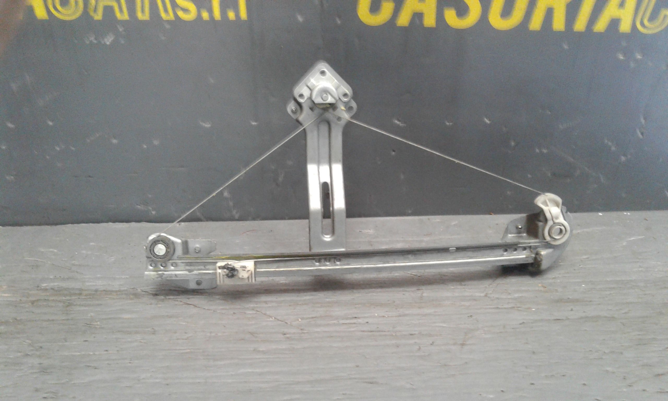 Alzacristallo Porta Post. Destro 93367906 Usato