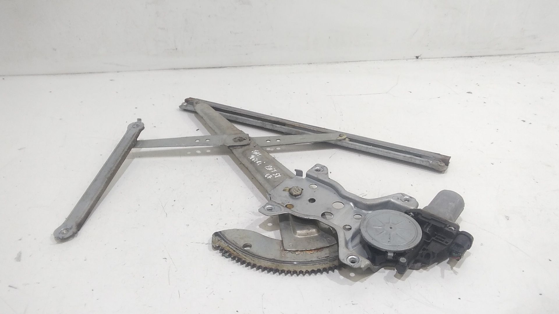 Alzacristallo Porta Ant. Sinistro 71750975 Usato