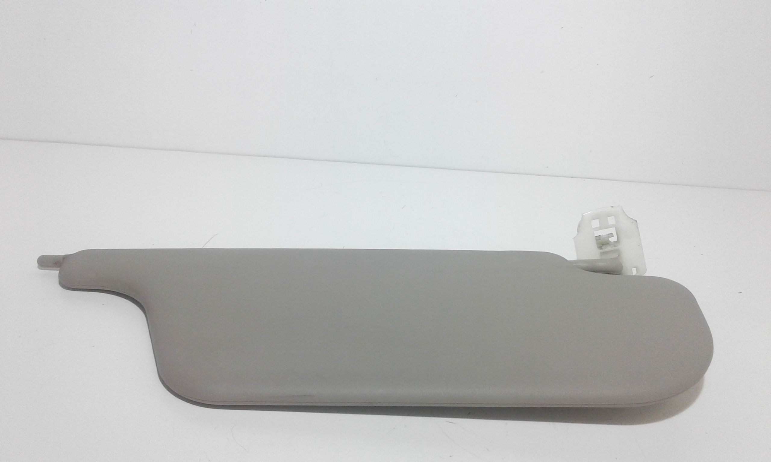 Aletta Parasole Parabrezza Sinistro 8200294234 Usato