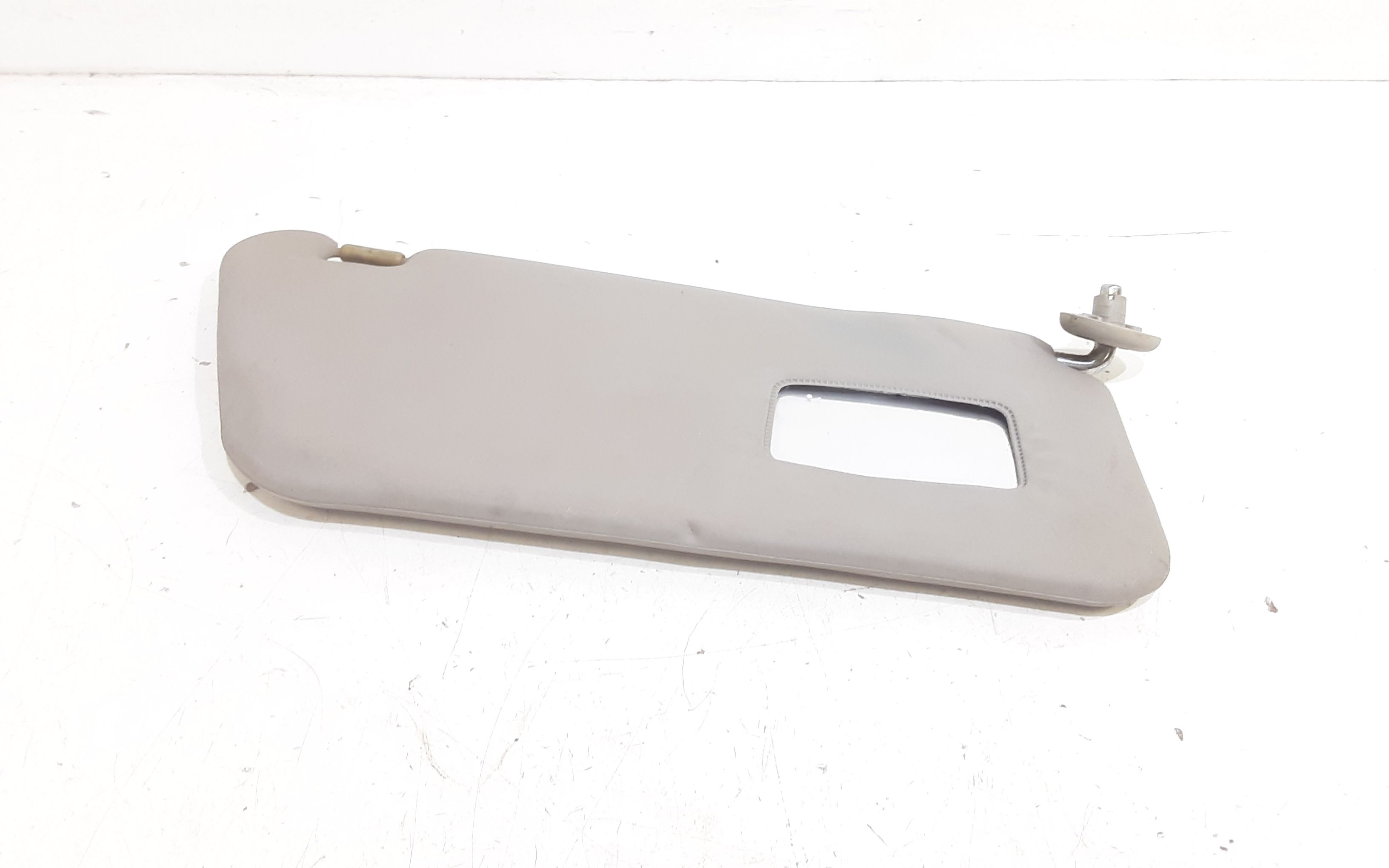 Aletta Parasole Parabrezza Destro 96280100 Usato