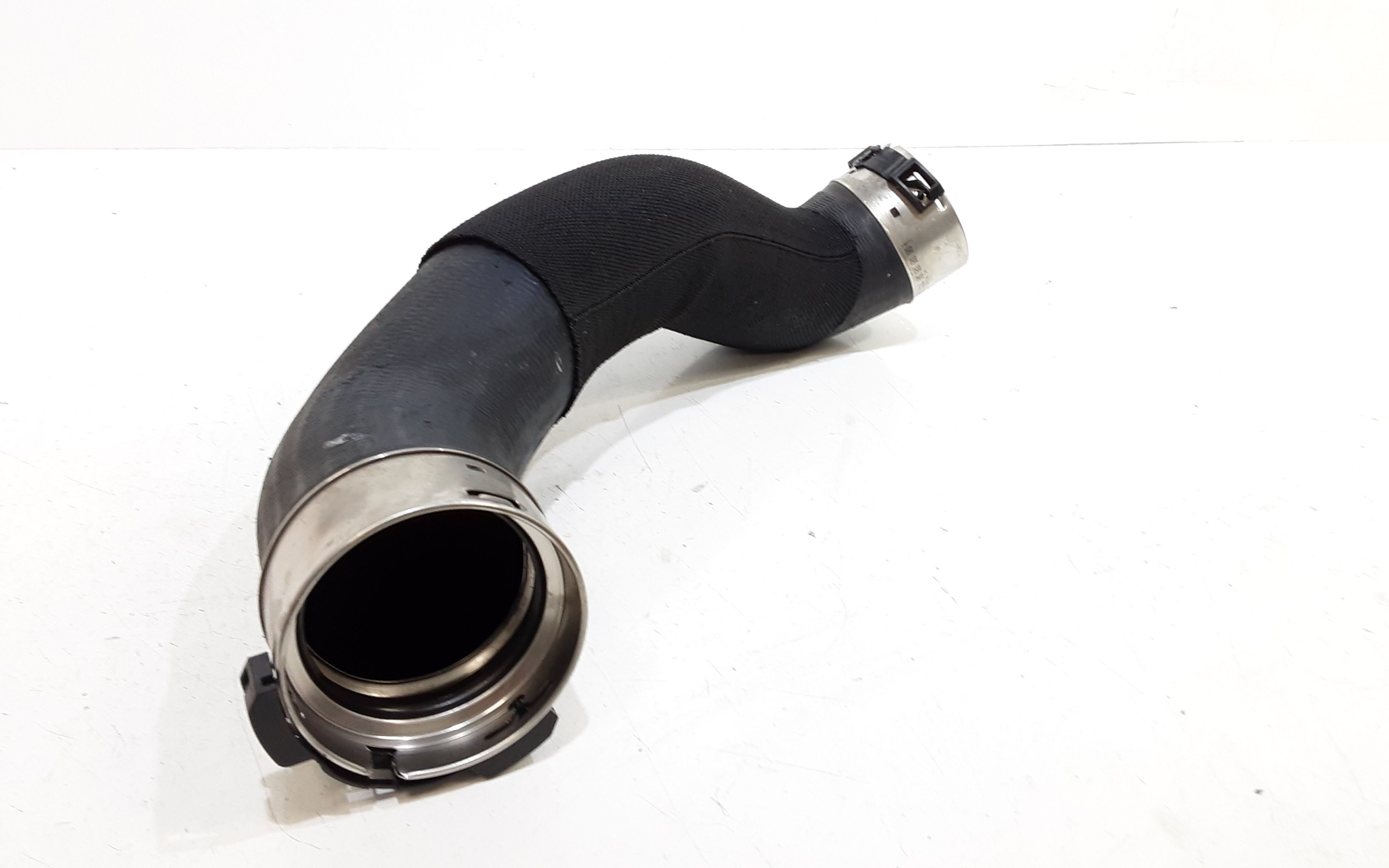 Tubo Entrata Scambiatore Aria/aria 13718655836 Usato