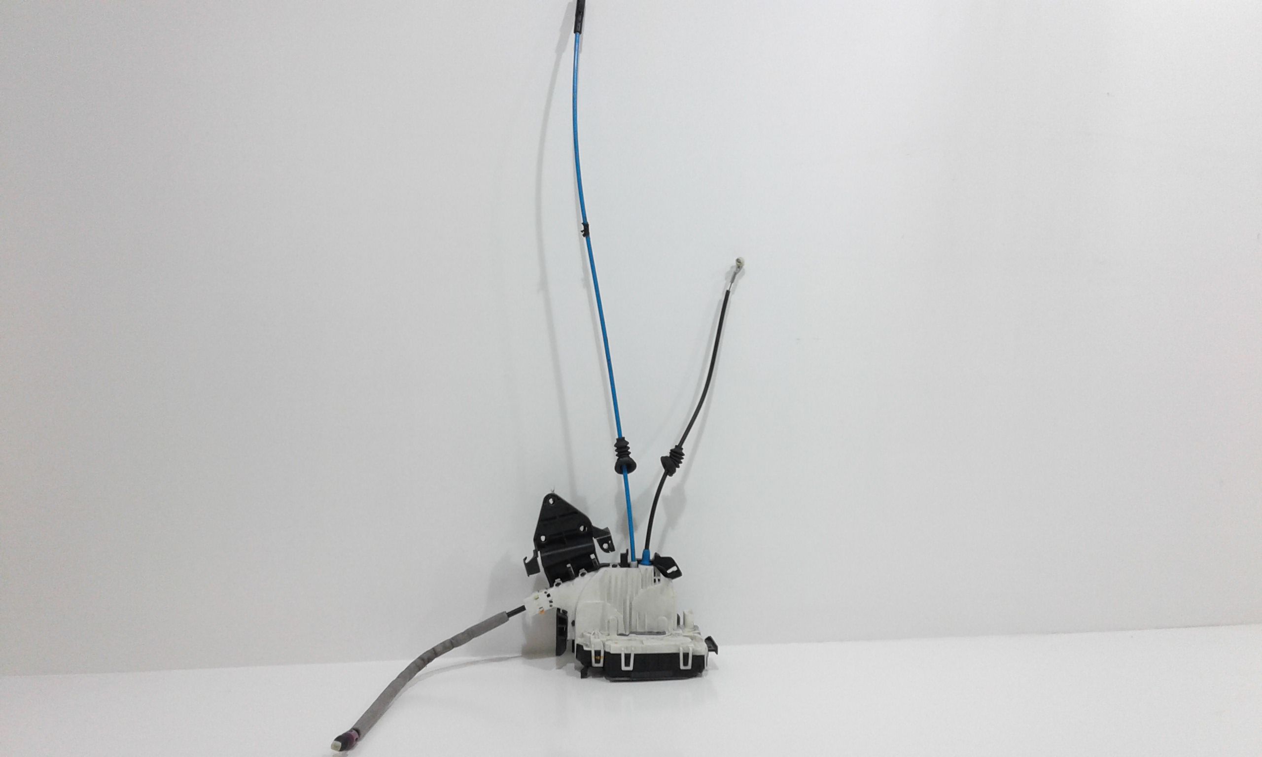 Serratura Porta Post. Sinistro A2047301335 Usato