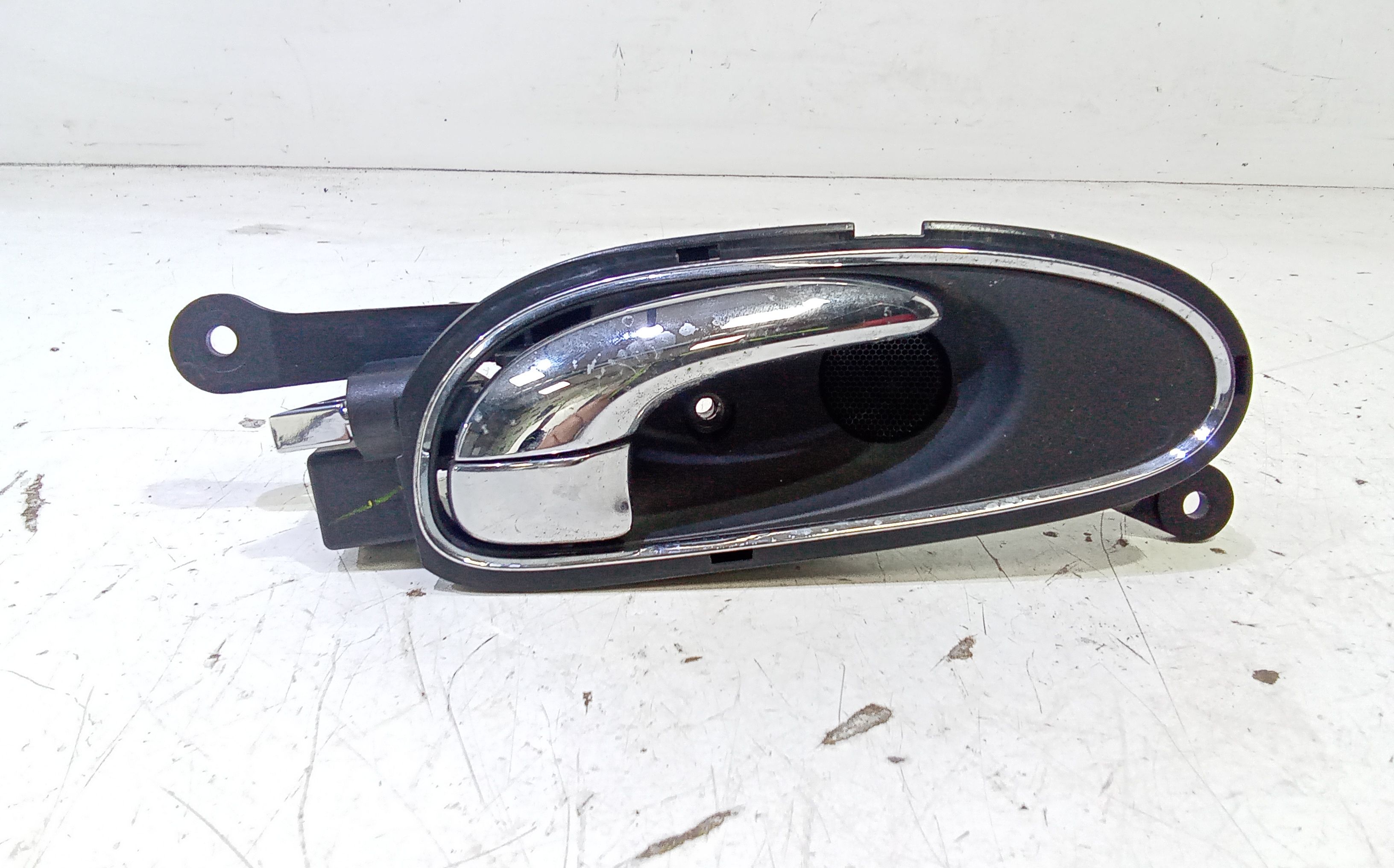 Maniglia Int. Apertura Porta Ant. Destro Usato