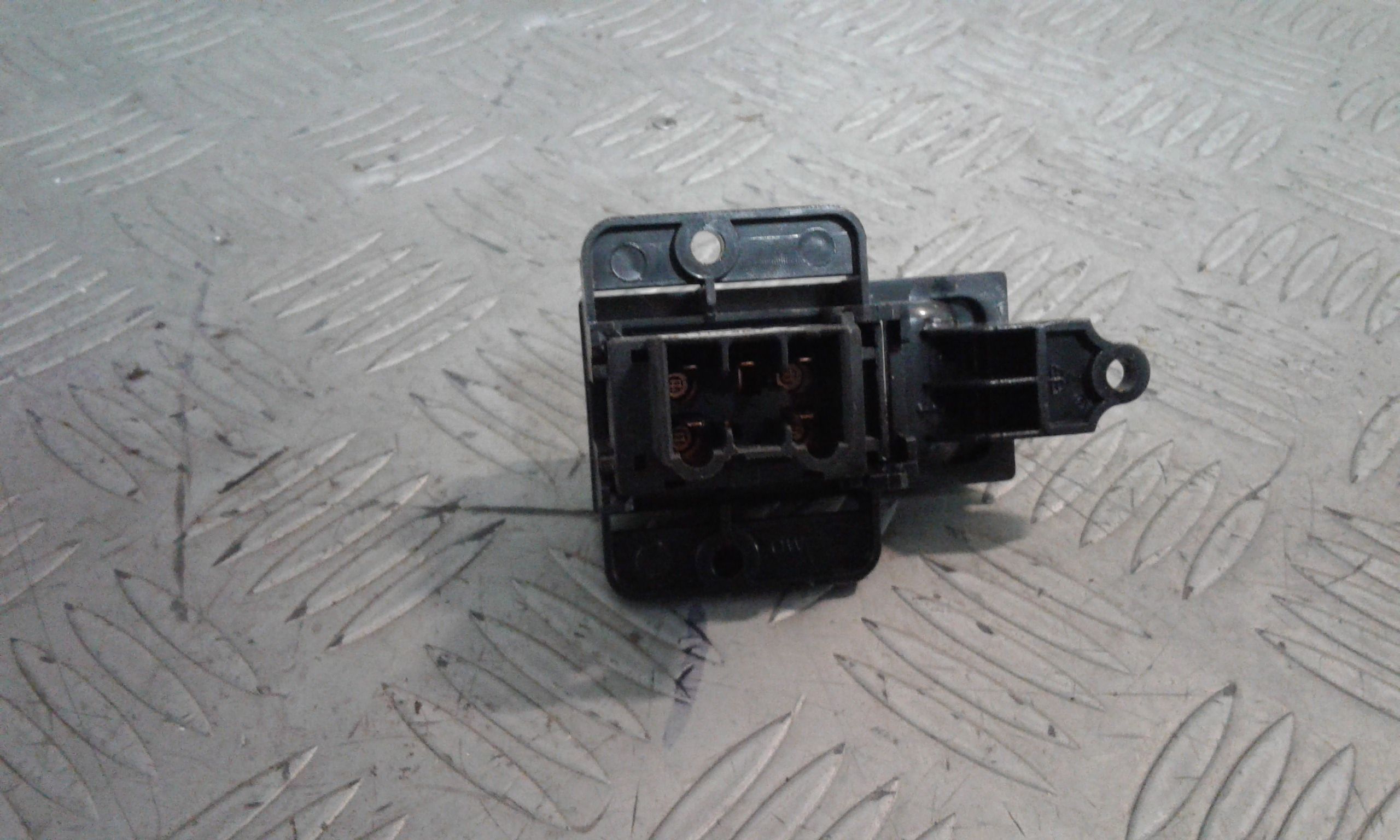 Interruttore Alzacristalli Porta Post. Sinistro Usato