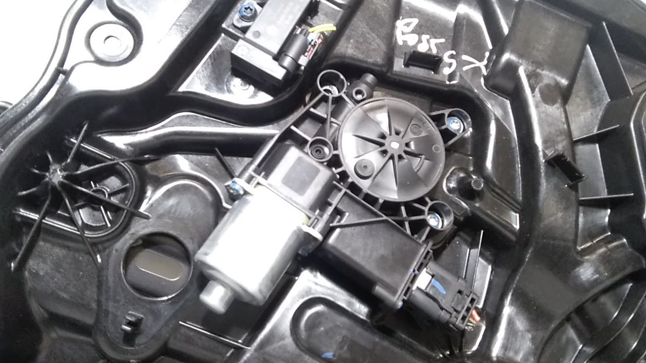 Alzacristallo Porta Post. Sinistro Usato